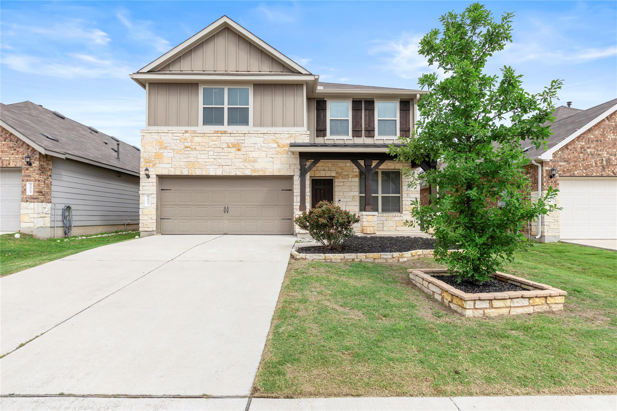 9802 Acero Dr Property Photo 1