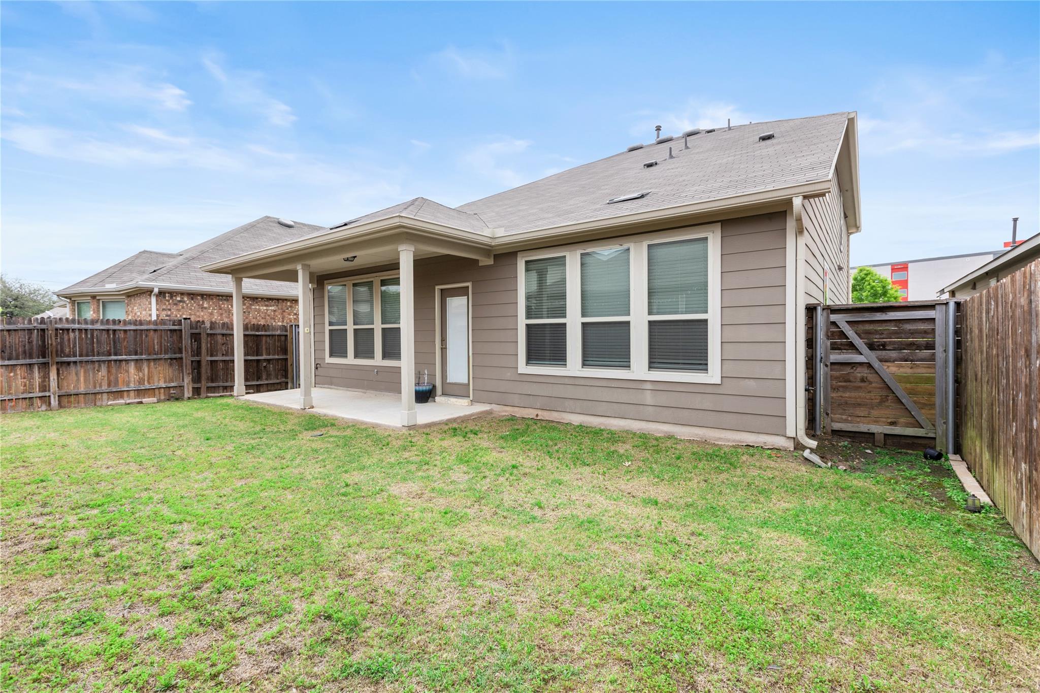 9802 Acero Dr Property Photo 40