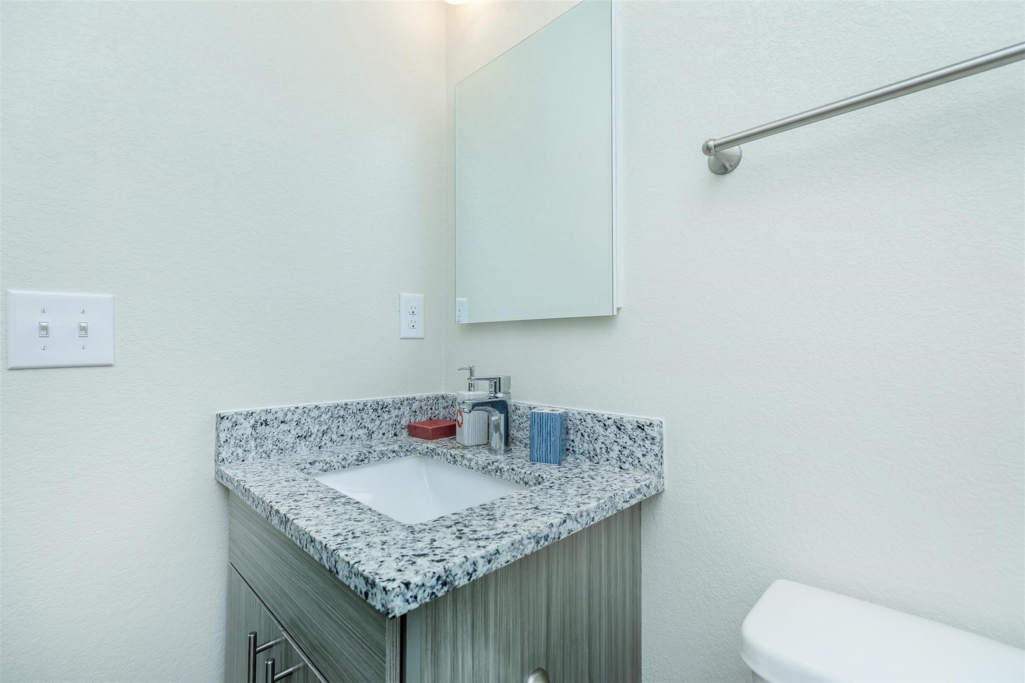 1201 W Whitestone Blvd #c-102 Property Photo 19
