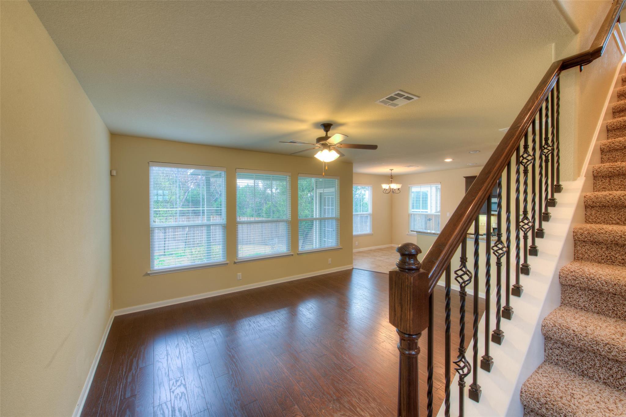 8608 White Ibis Dr Property Photo 3
