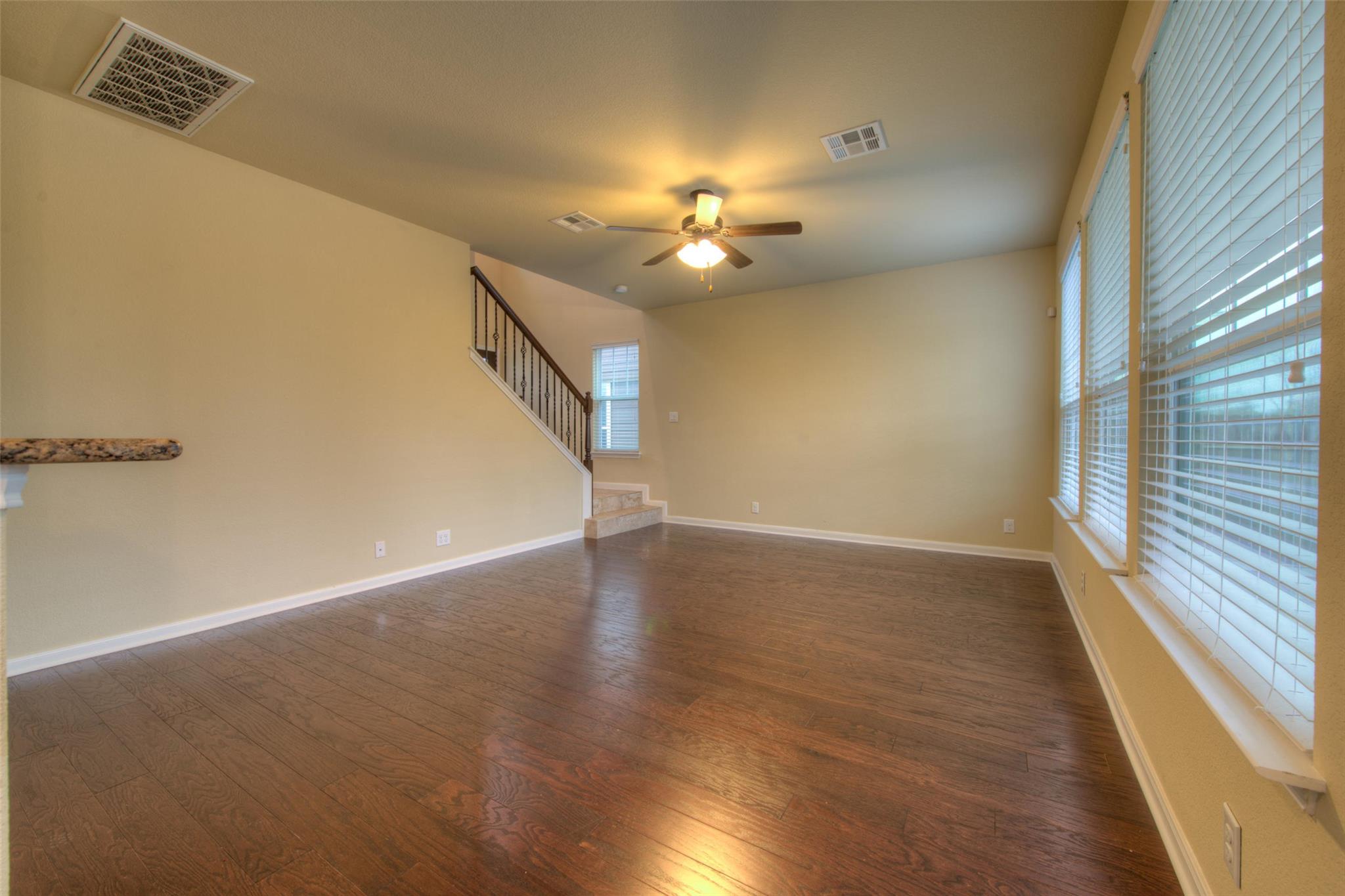 8608 White Ibis Dr Property Photo 4