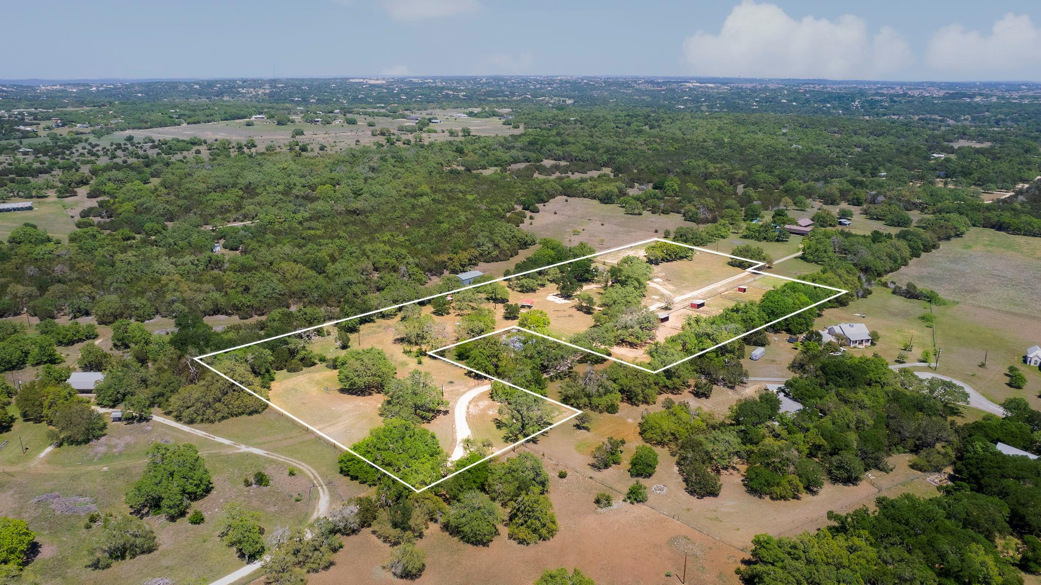 240 Lanier Ranch Rd B Property Photo