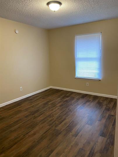 139 Elm Dr #208 Property Photo 5