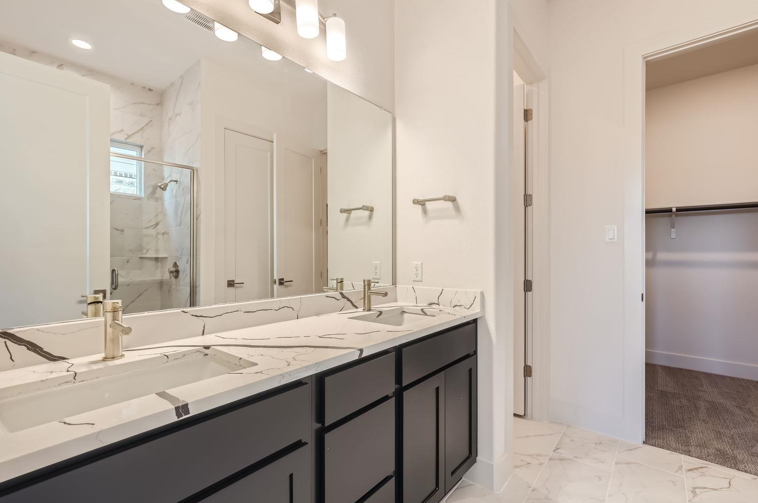 1531 N Red Bud Ln #32 Property Photo 8