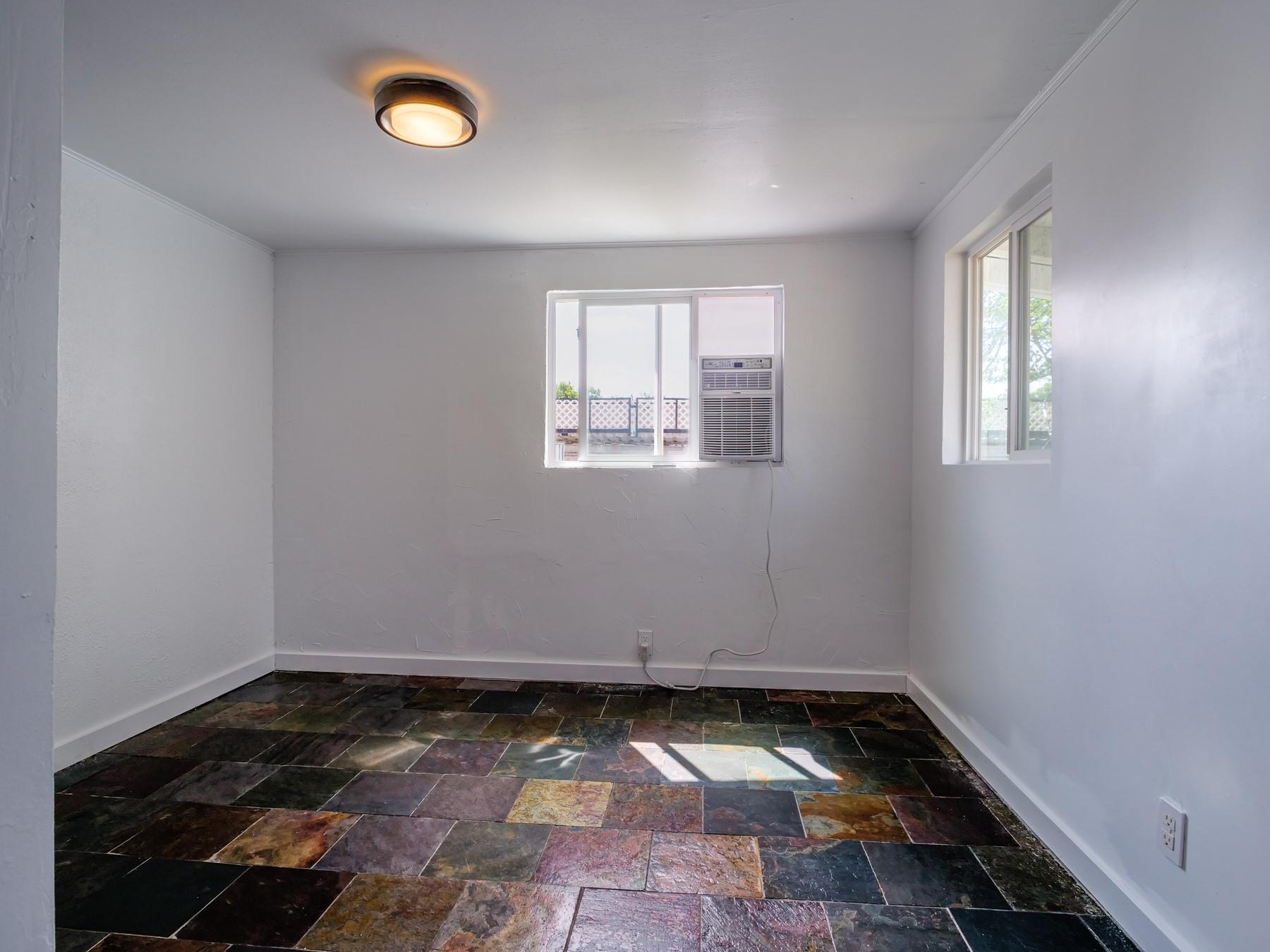 103 Chisum St Property Photo 12