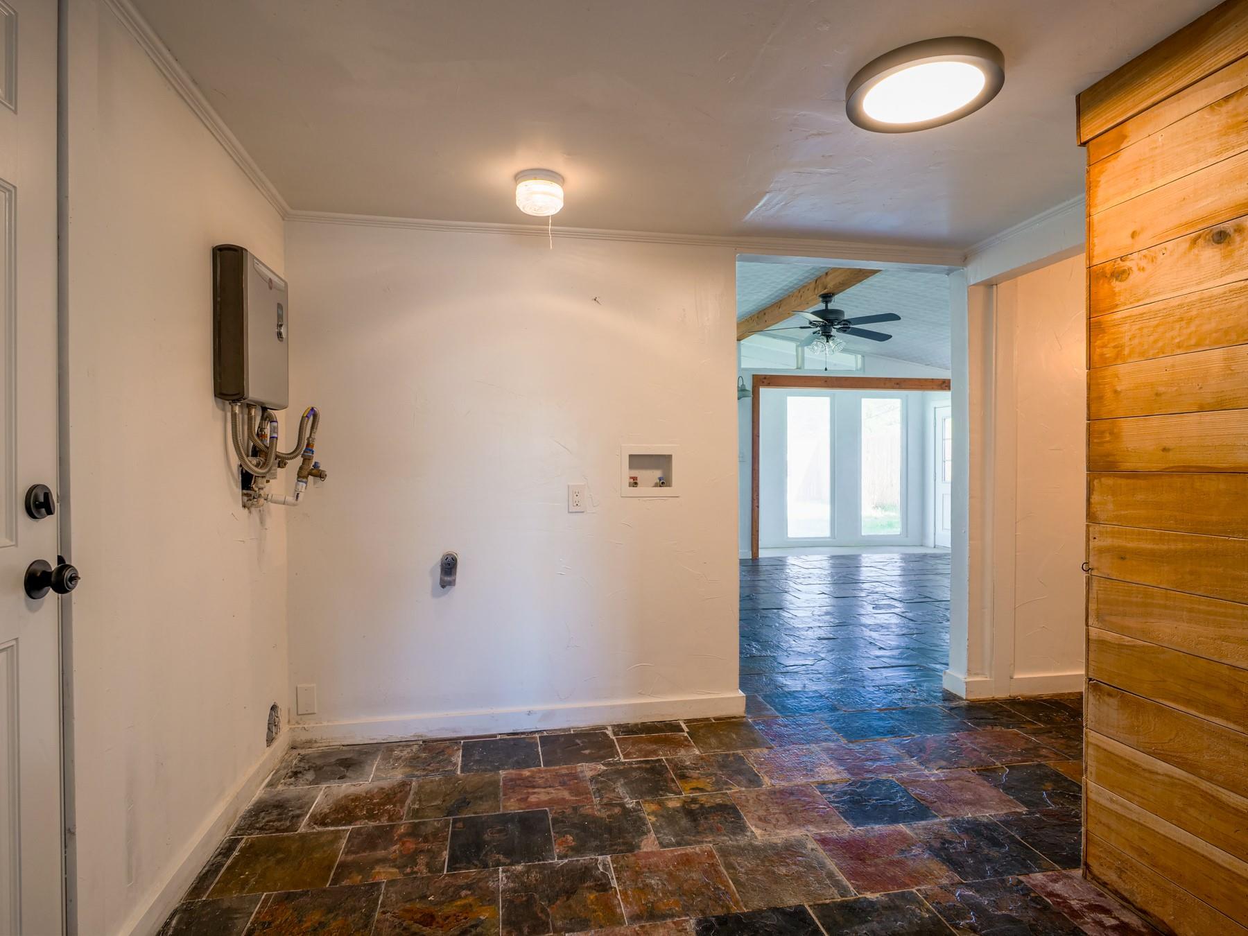 103 Chisum St Property Photo 15