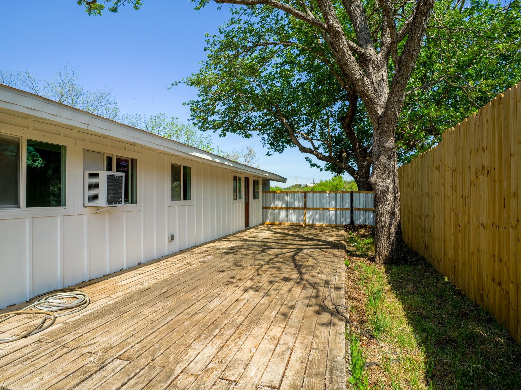 103 Chisum St Property Photo 20