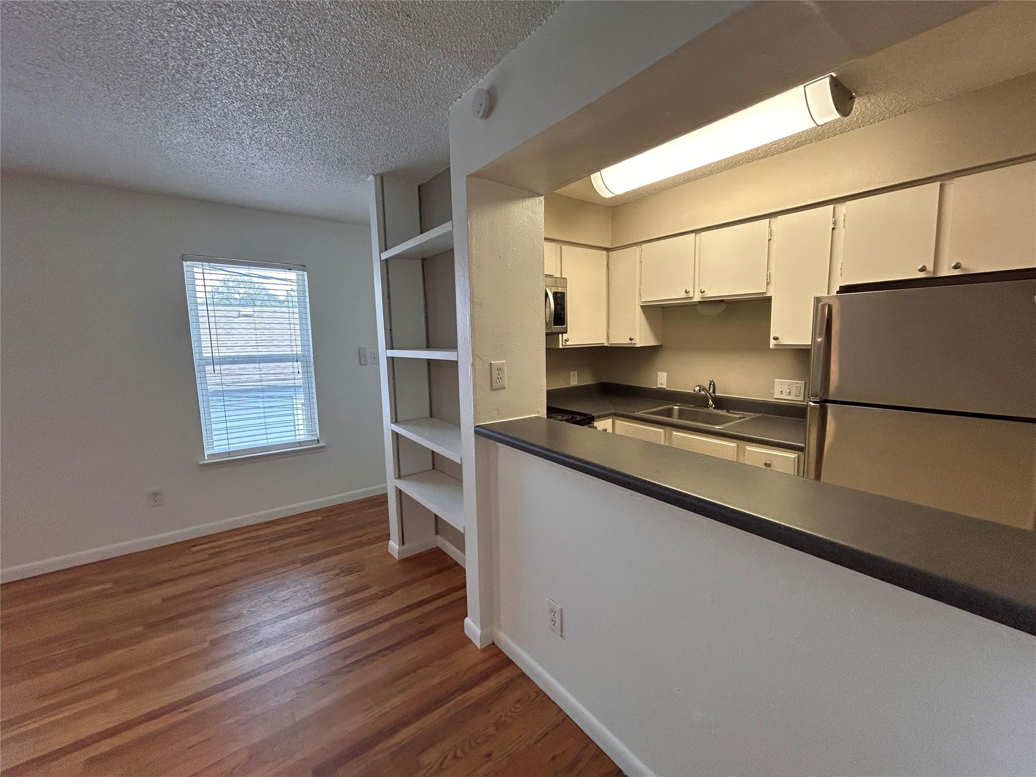 808 Winflo Dr #210 Property Photo 2