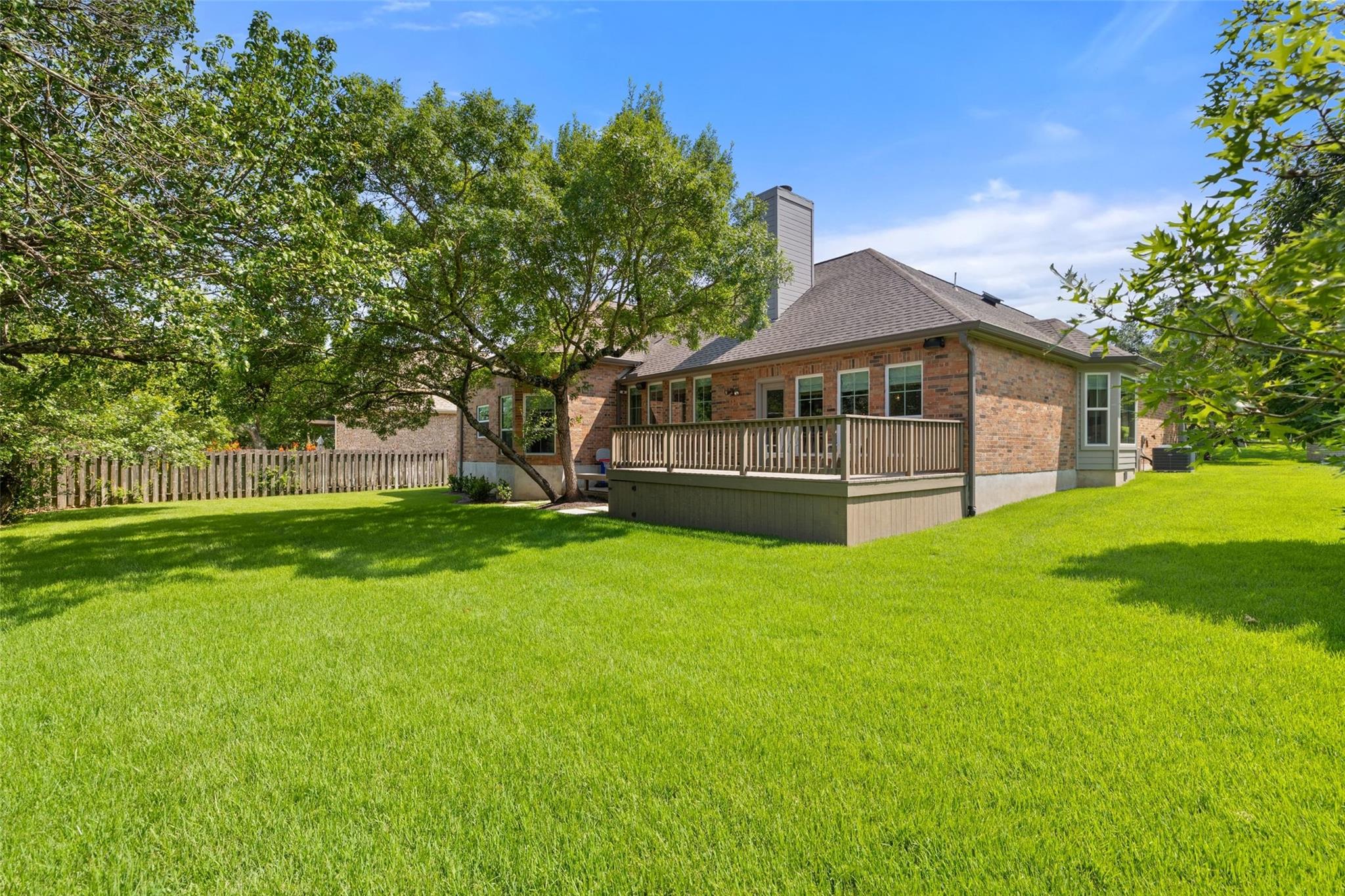 9294 Scenic Bluff Dr Property Photo 31