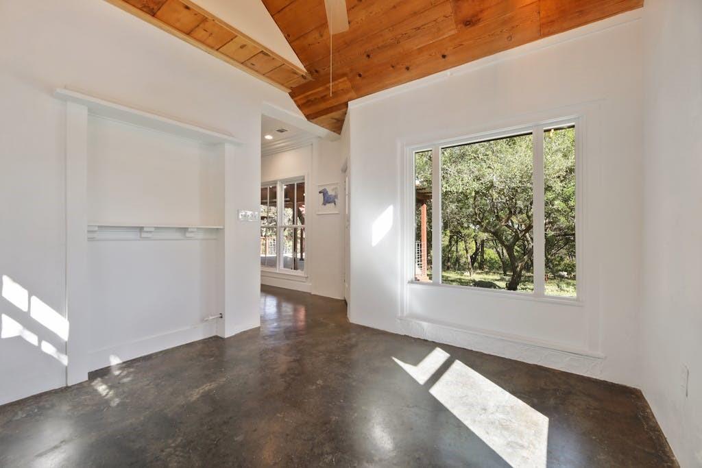 1612 The High Rd Property Photo 15