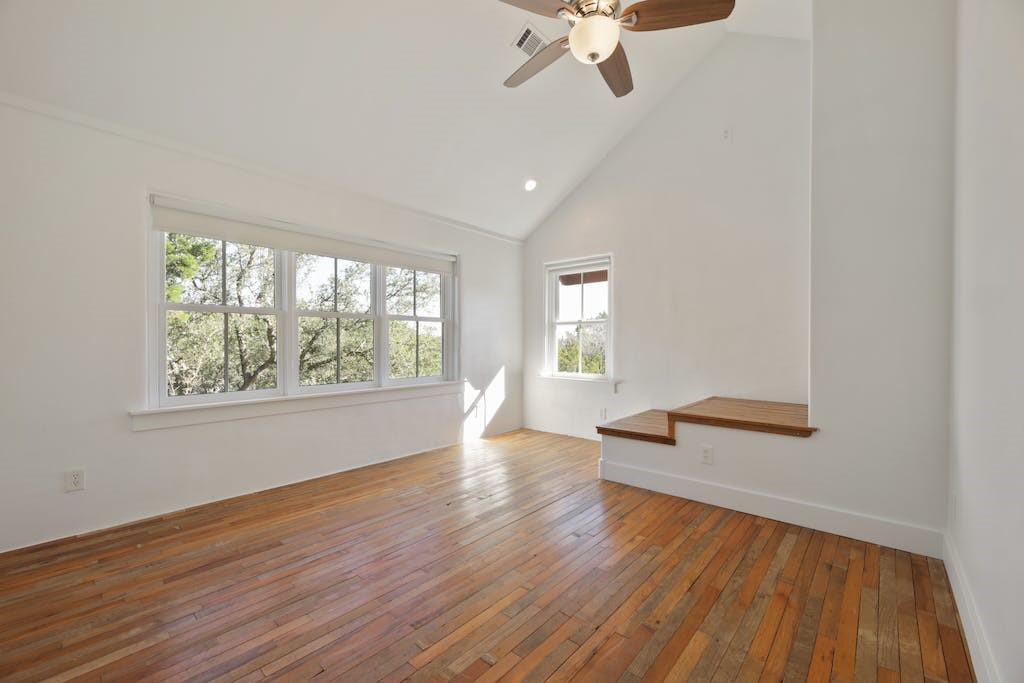 1612 The High Rd Property Photo 16