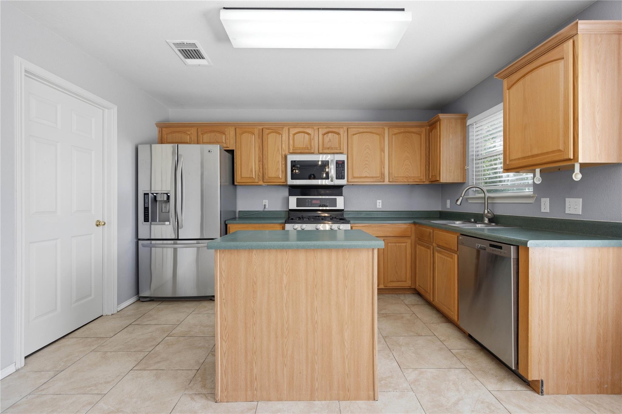 508 Calcite Cv Property Photo 7