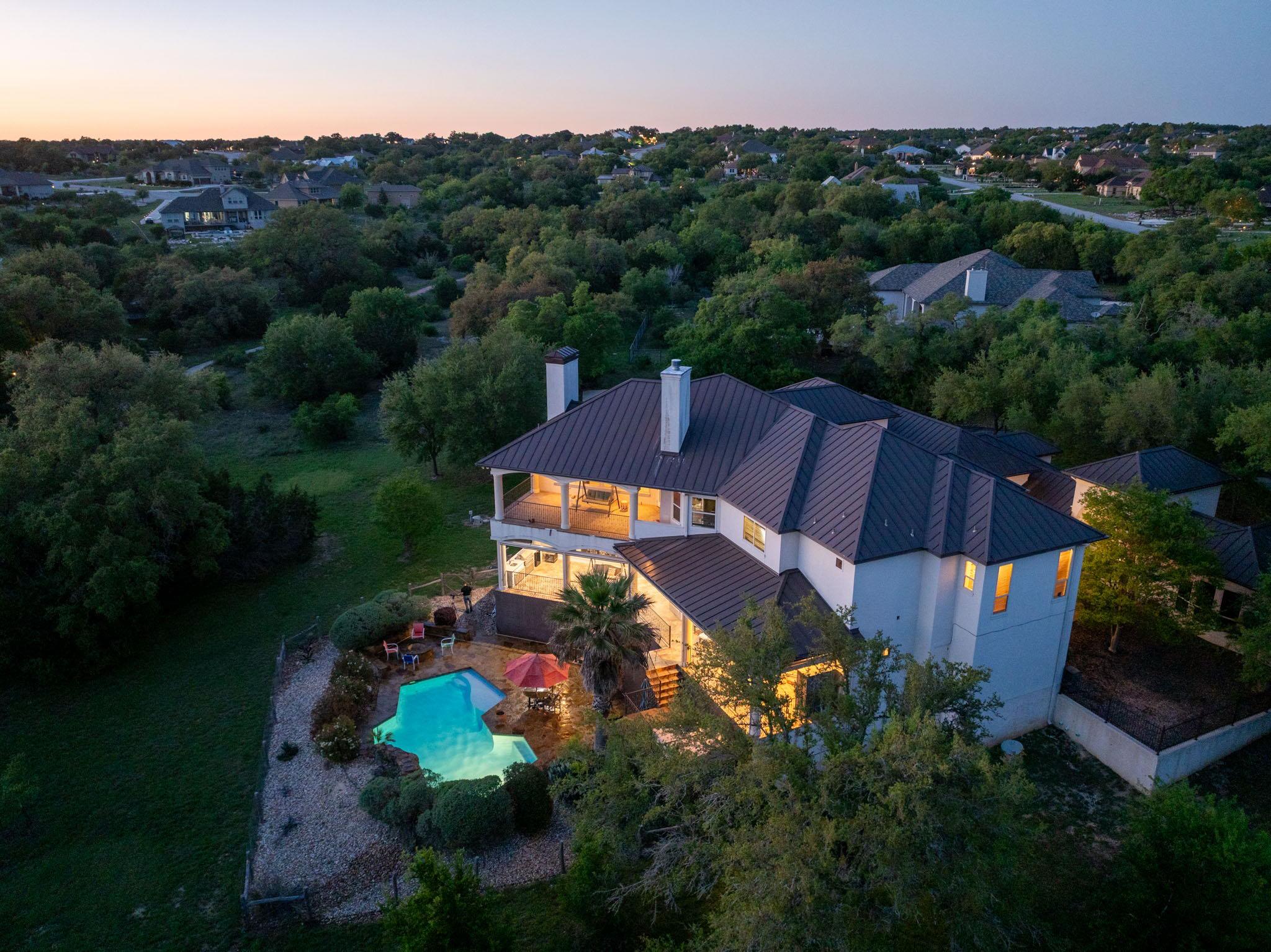 1207 Porto Pt Property Photo 2