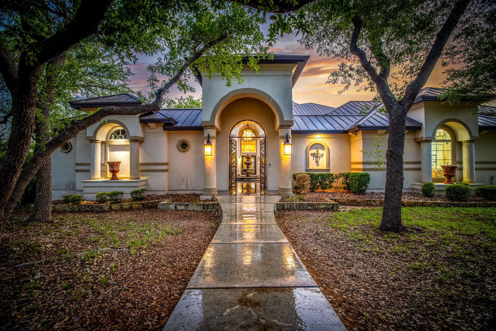 1207 Porto Pt Property Photo 5