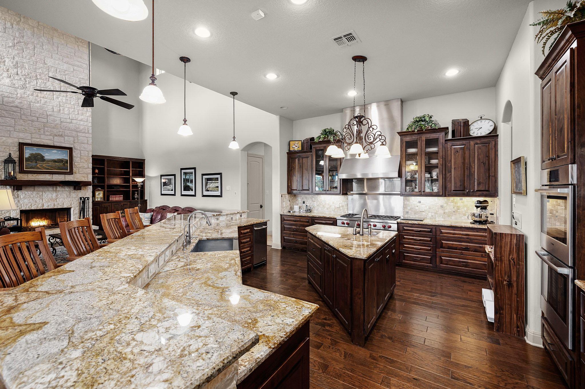 1207 Porto Pt Property Photo 13