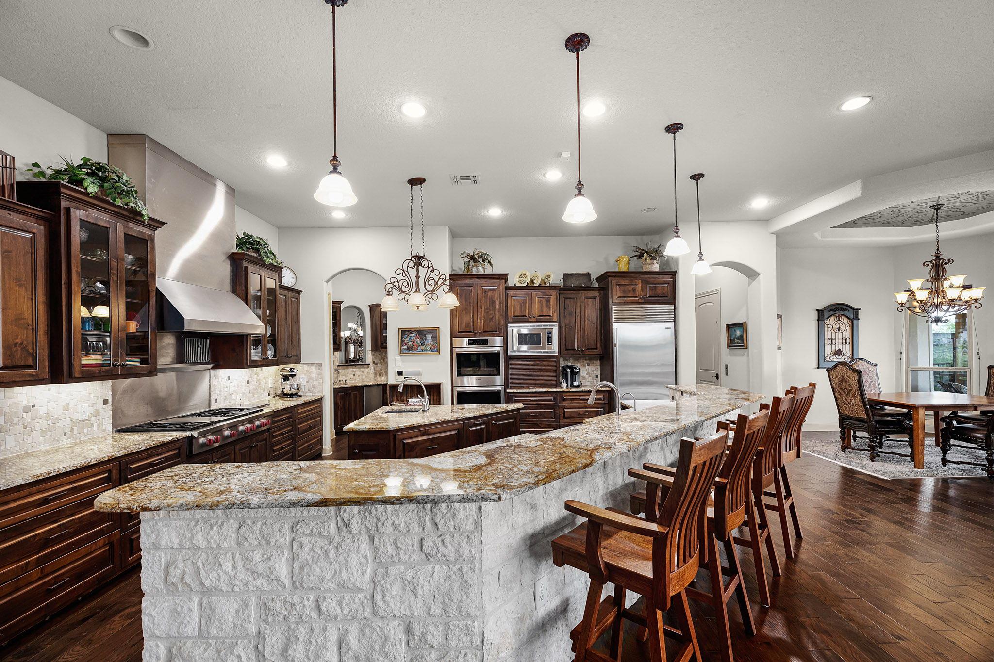 1207 Porto Pt Property Photo 14
