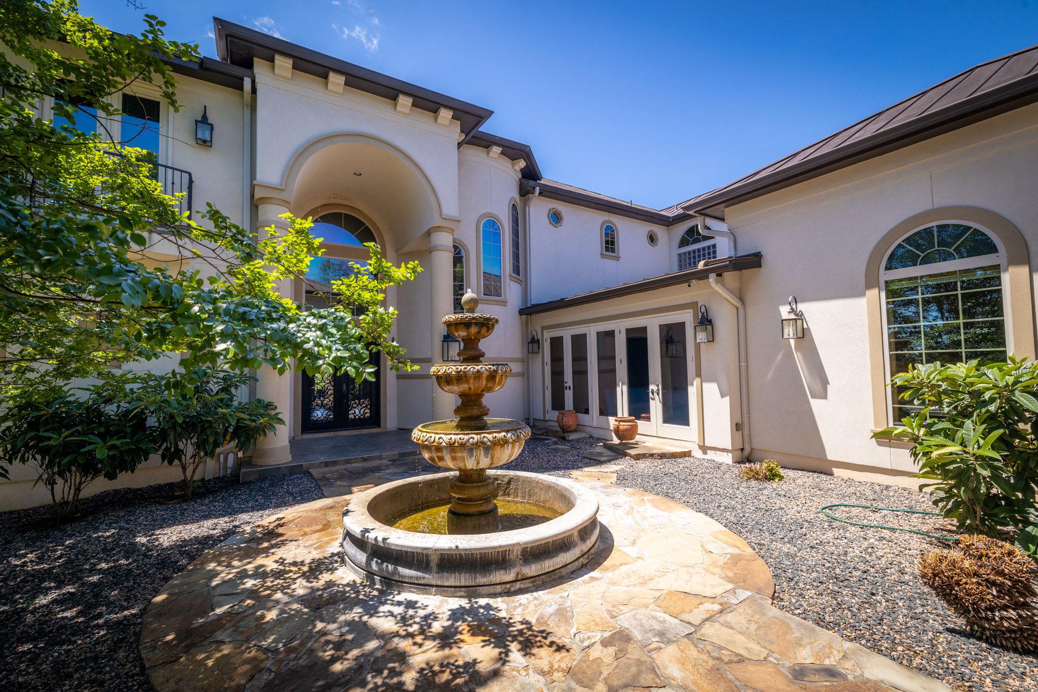 1207 Porto Pt Property Photo 33