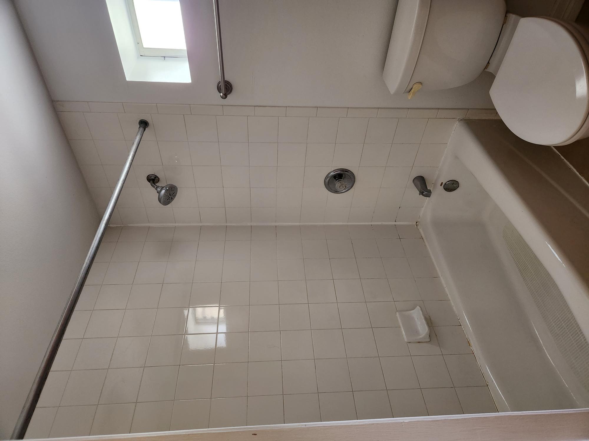 206 E 34th St #c Property Photo 11