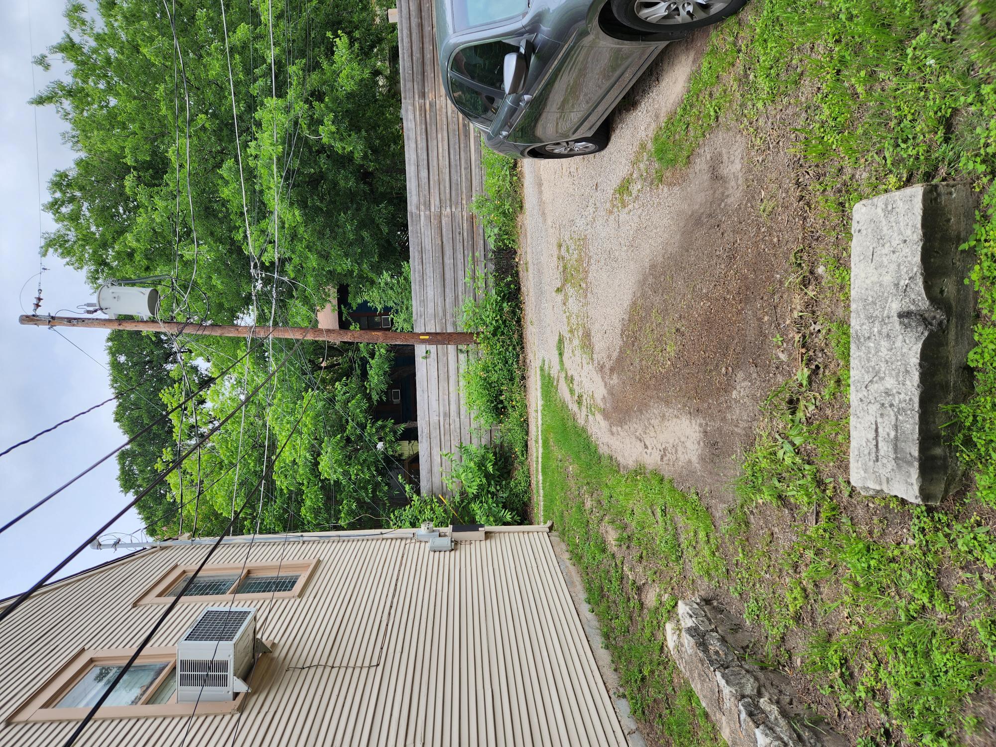 206 E 34th St #c Property Photo 14