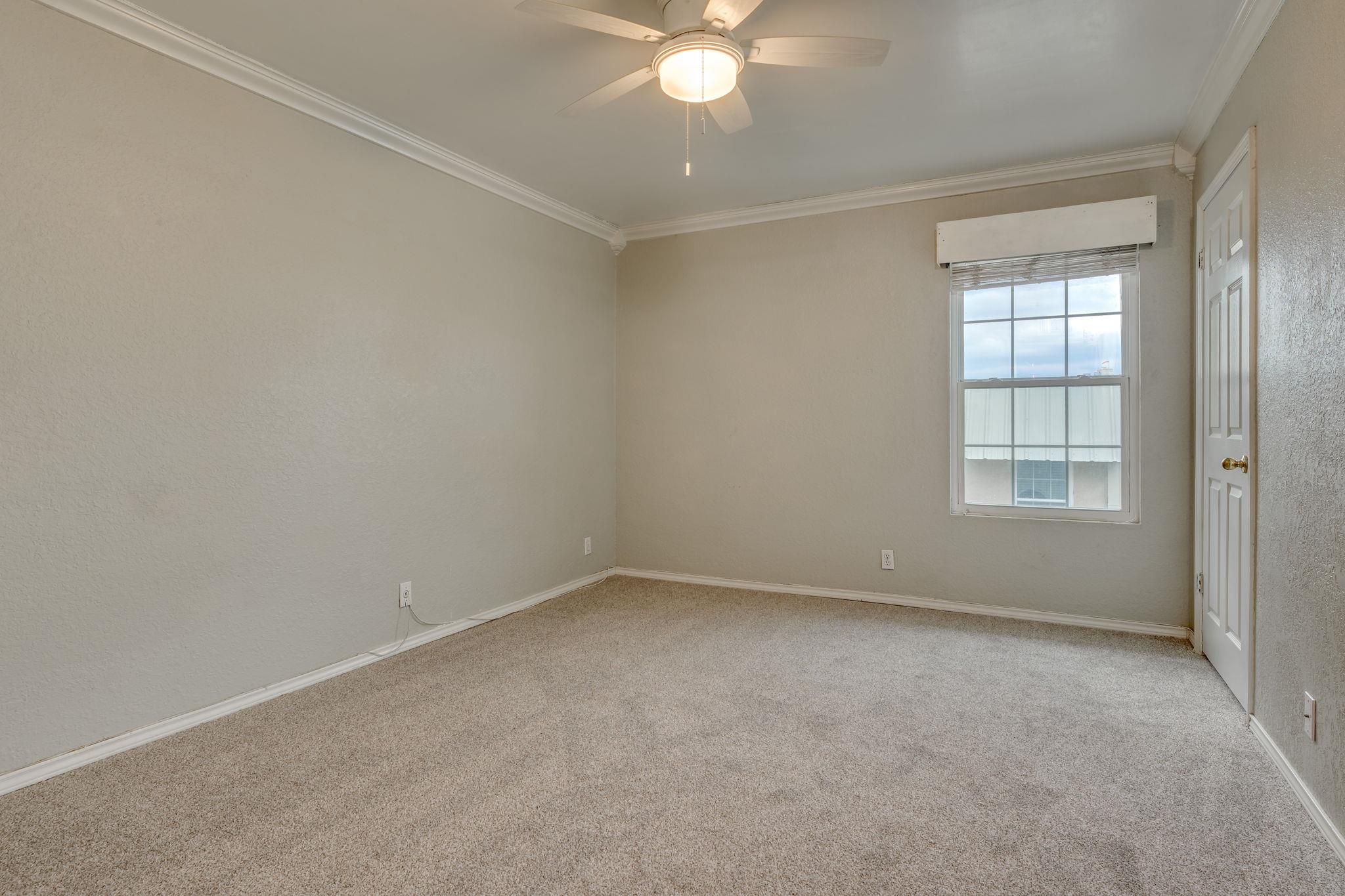 910 Duncan Ln #50 Property Photo 16