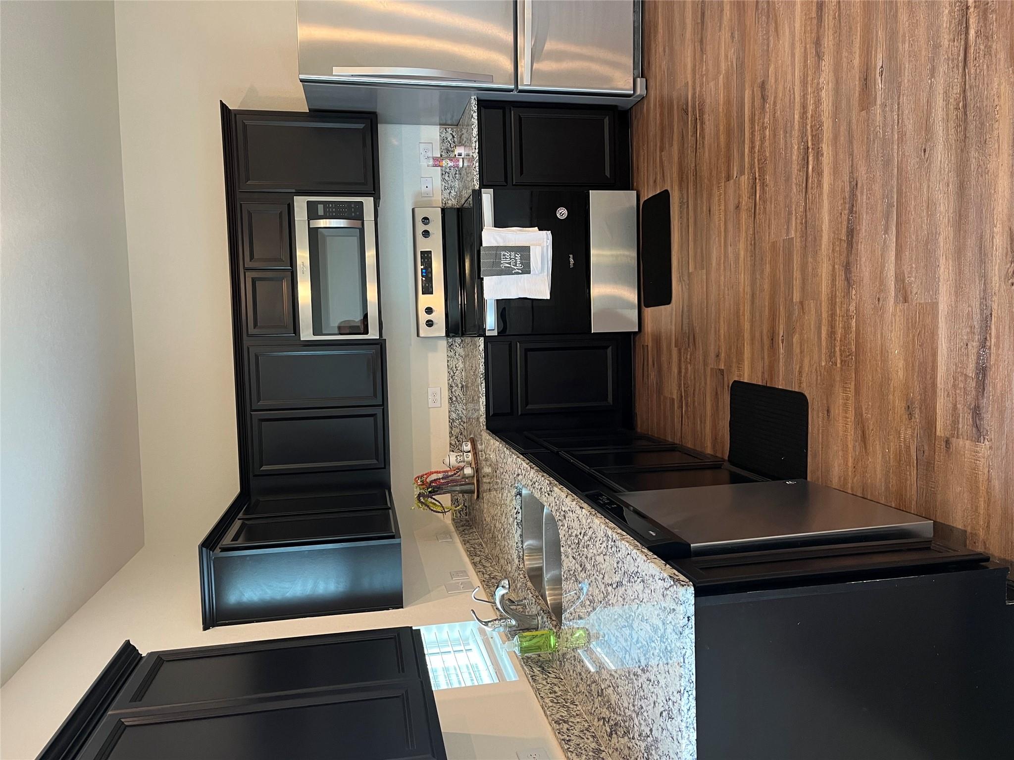 336 Wonderful Life Way Property Photo 1