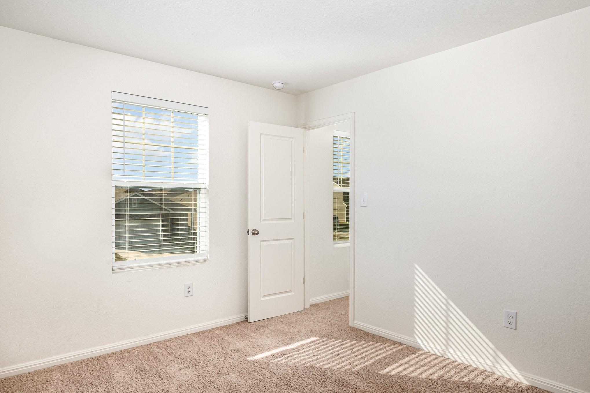336 Wonderful Life Way Property Photo 13