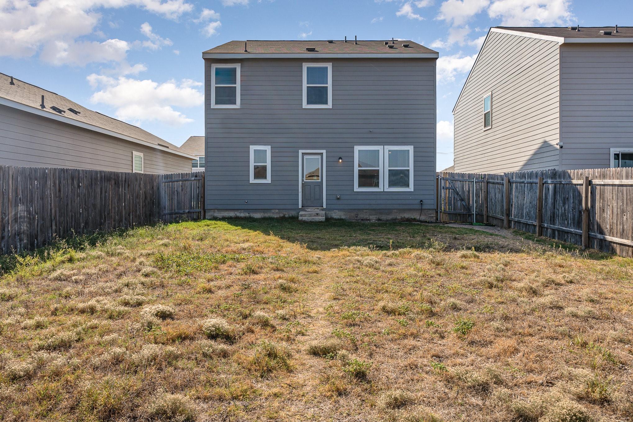336 Wonderful Life Way Property Photo 18