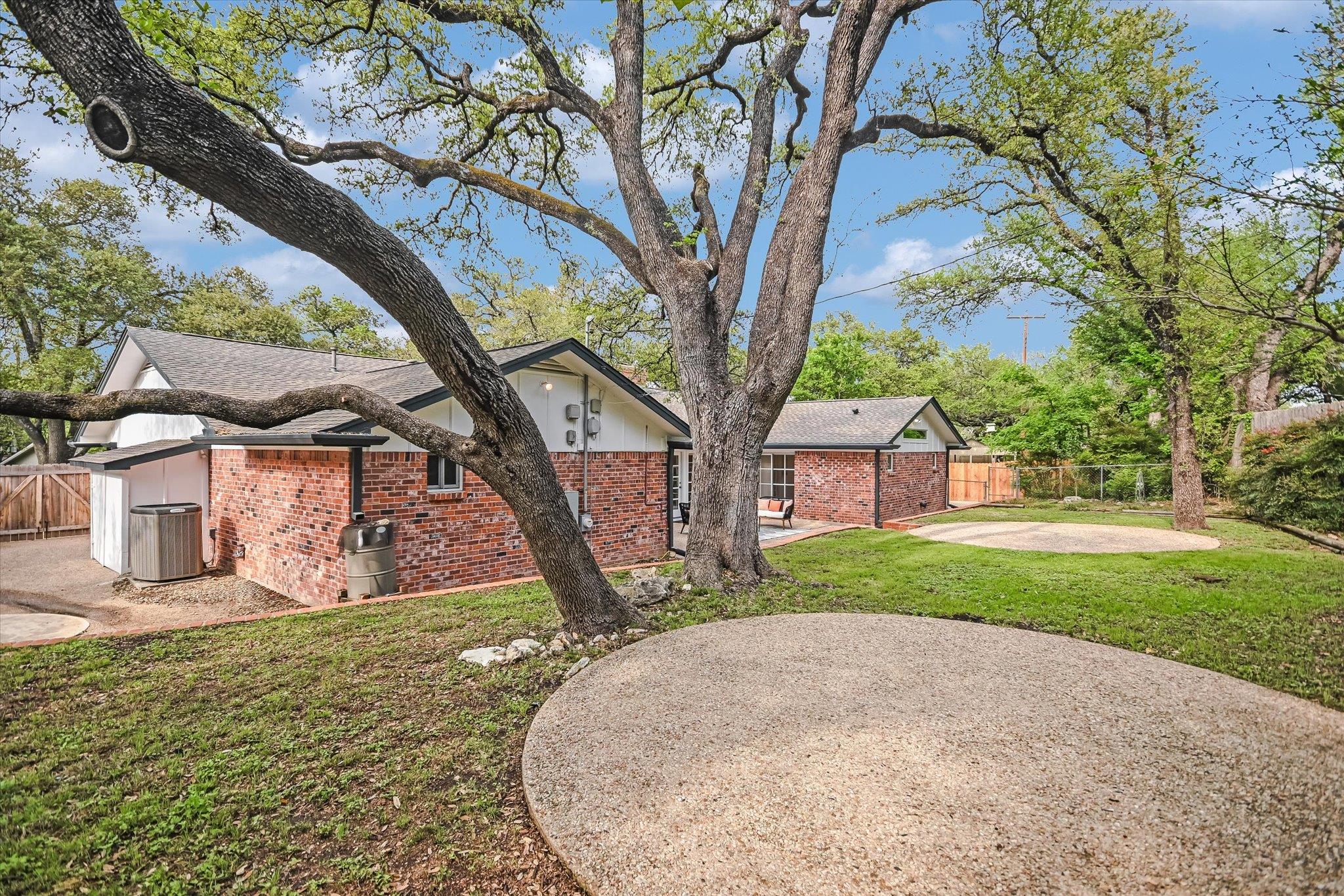 7105 Running Rope Property Photo 27