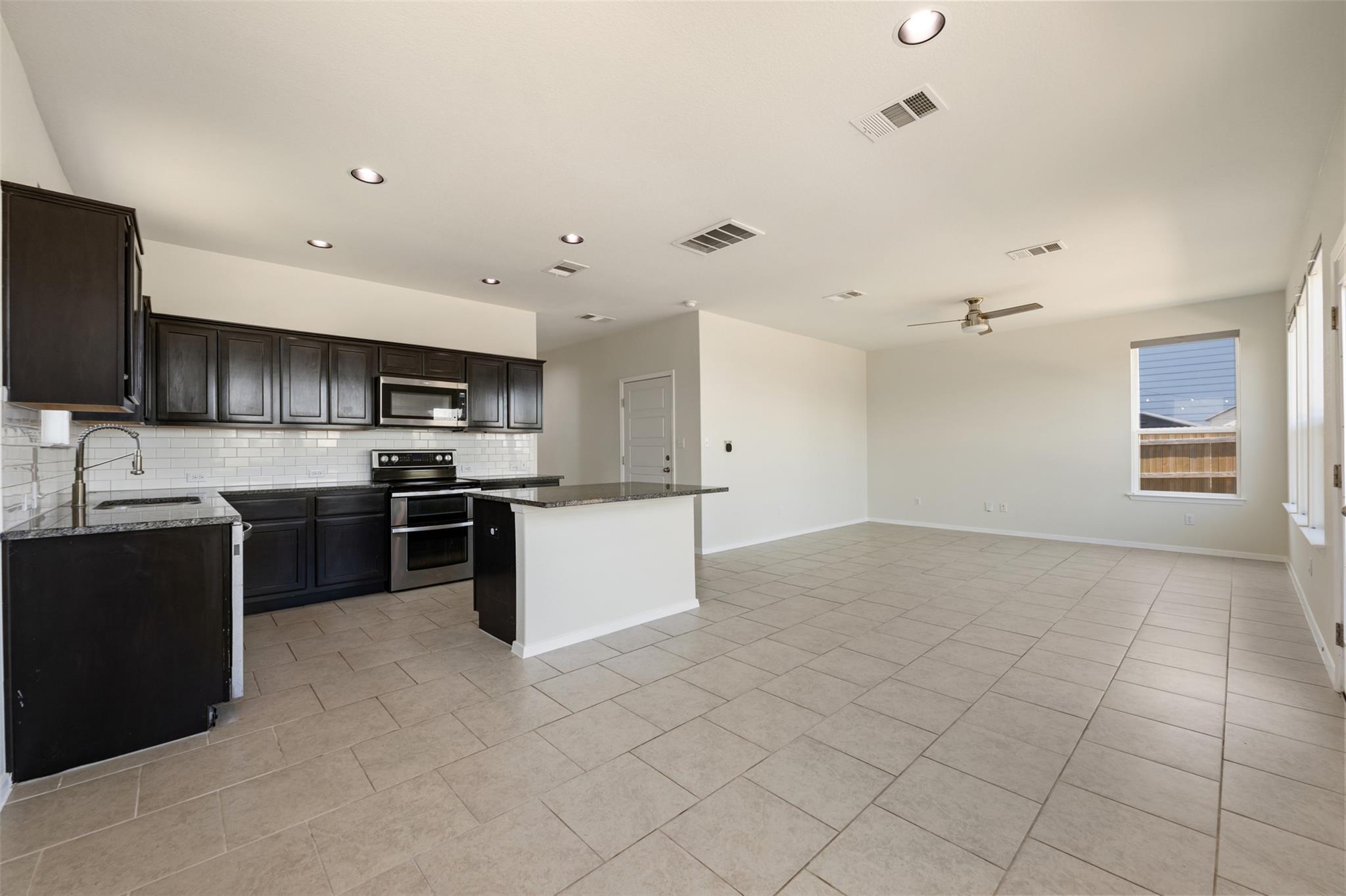 104 Cates Cv Property Photo 14