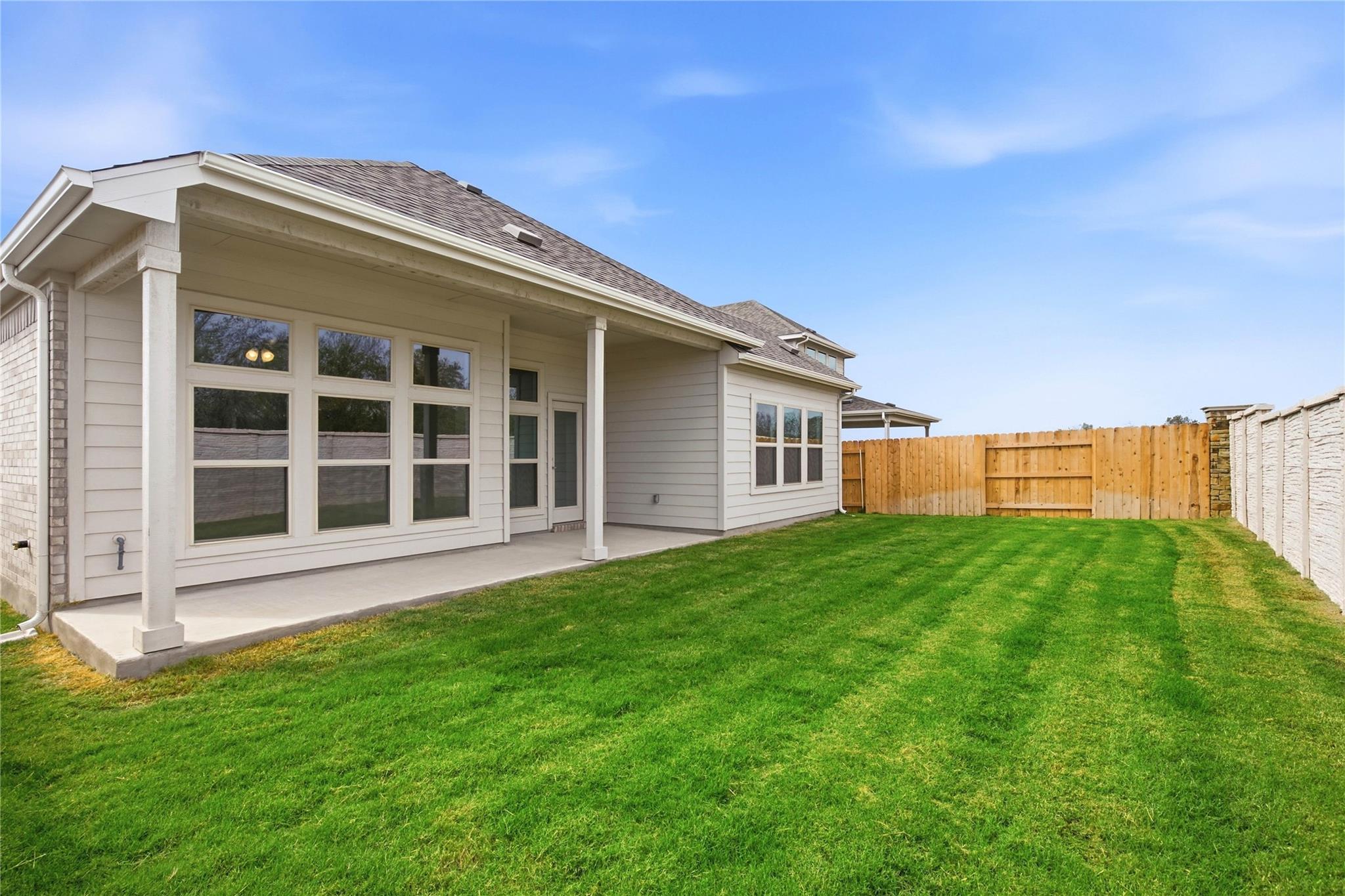 15121 Peach Rise Dr Property Photo 27