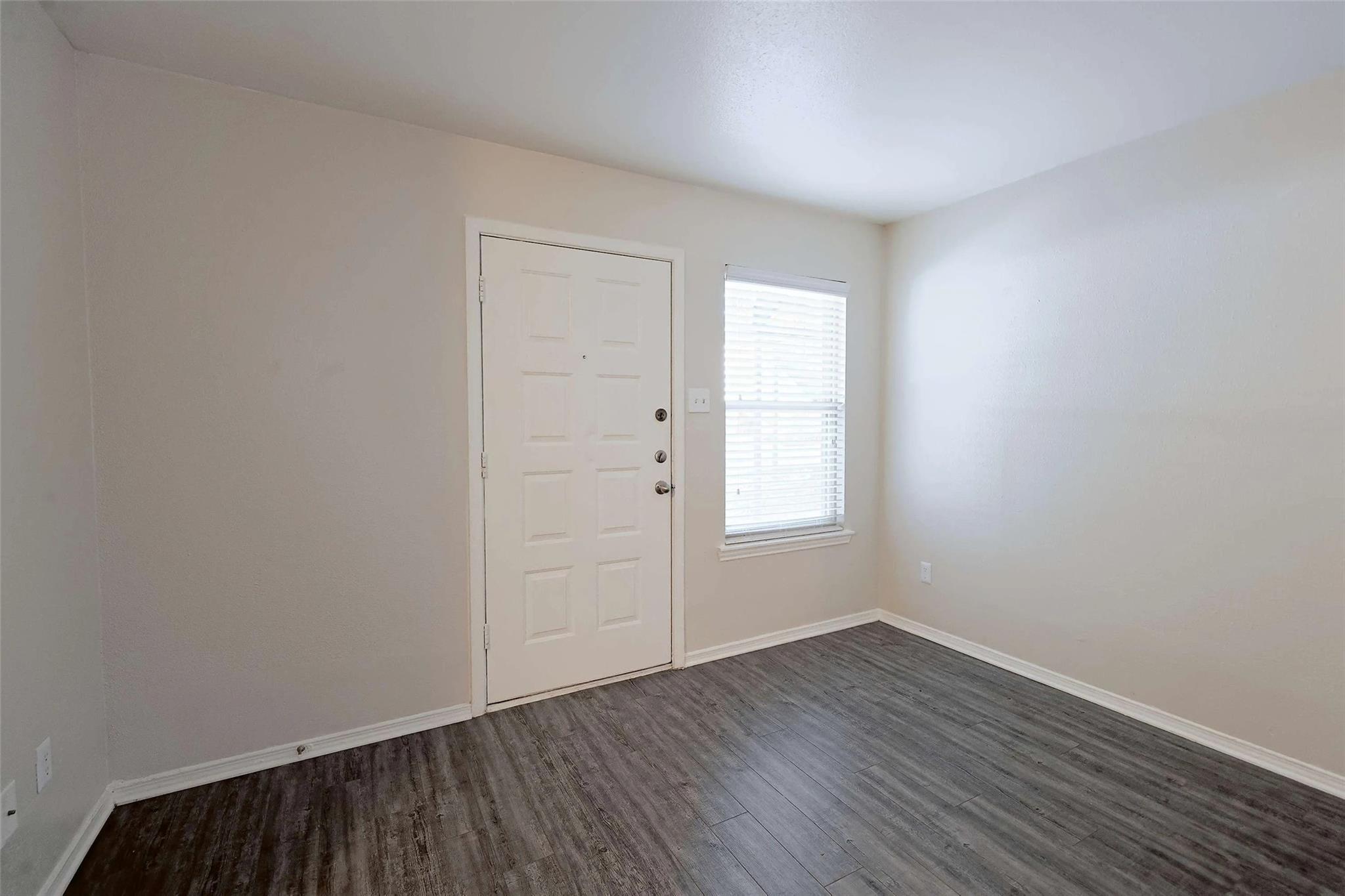 2809 W William Cannon Dr #e201 Property Photo 12