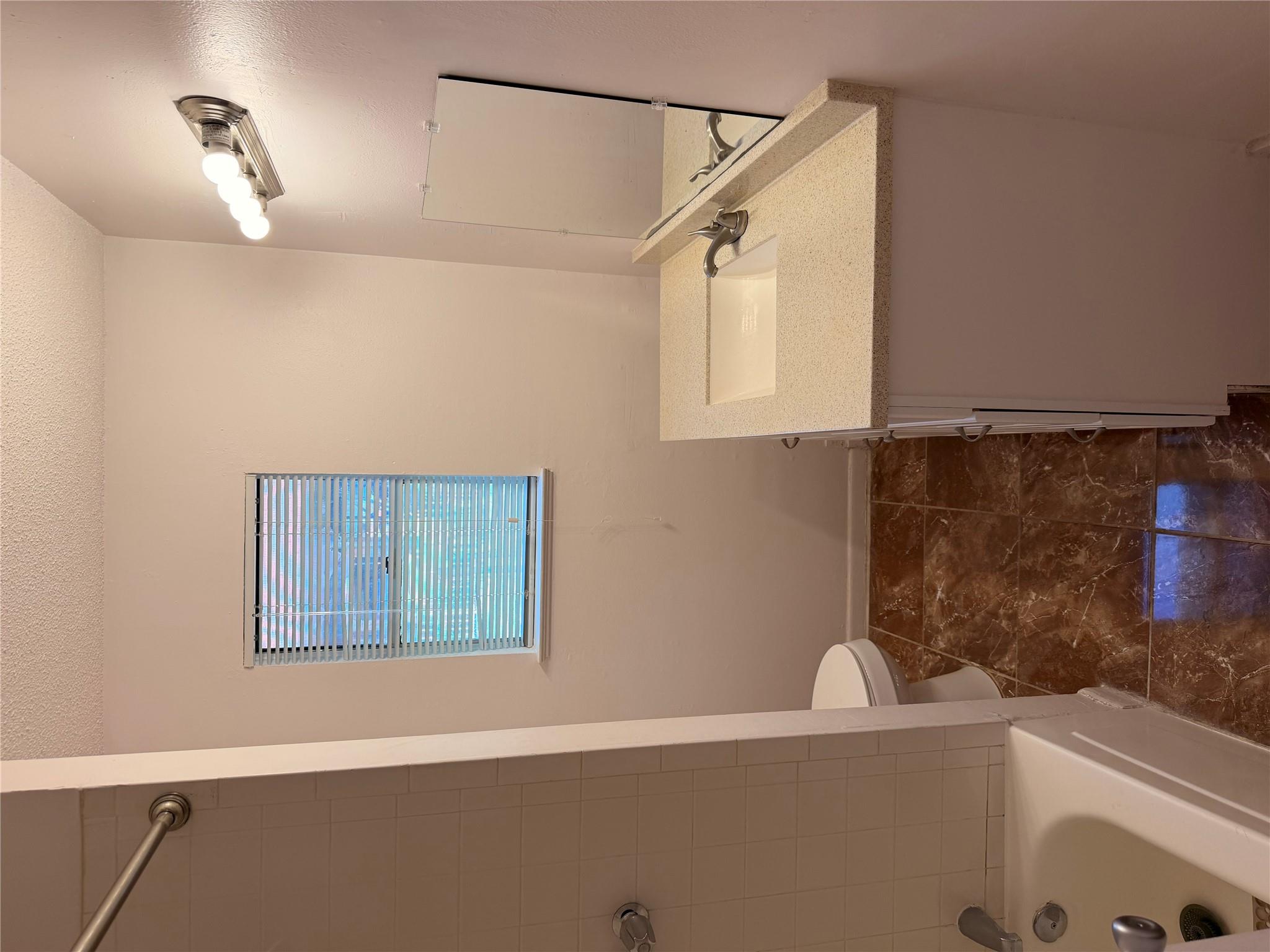 7406 Southgate Ln #a Property Photo 11