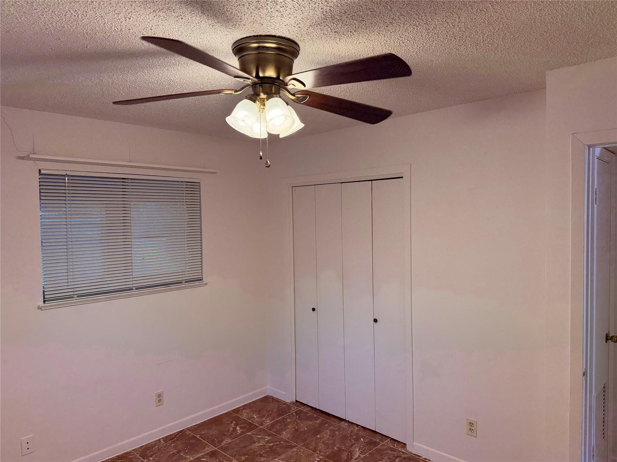7406 Southgate Ln #a Property Photo 12