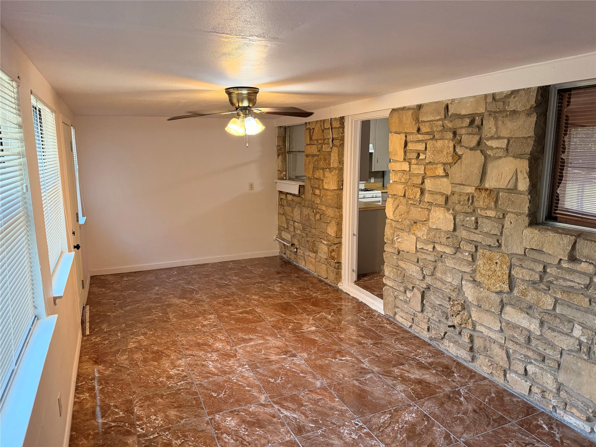 7406 Southgate Ln #a Property Photo 21