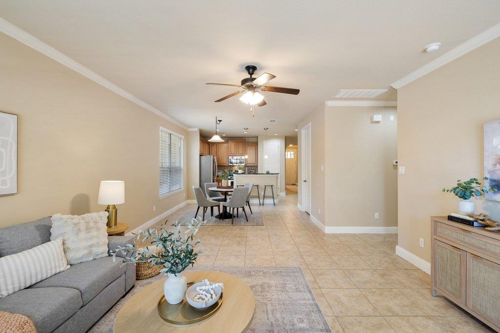 2420 Amur Dr Property Photo 13