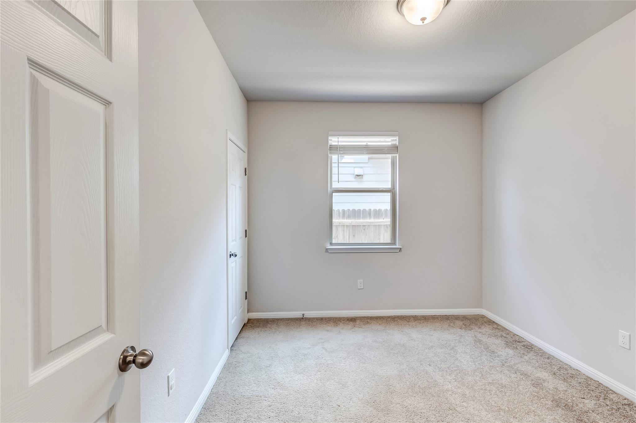 425 Arrowhead Vine St Property Photo 20