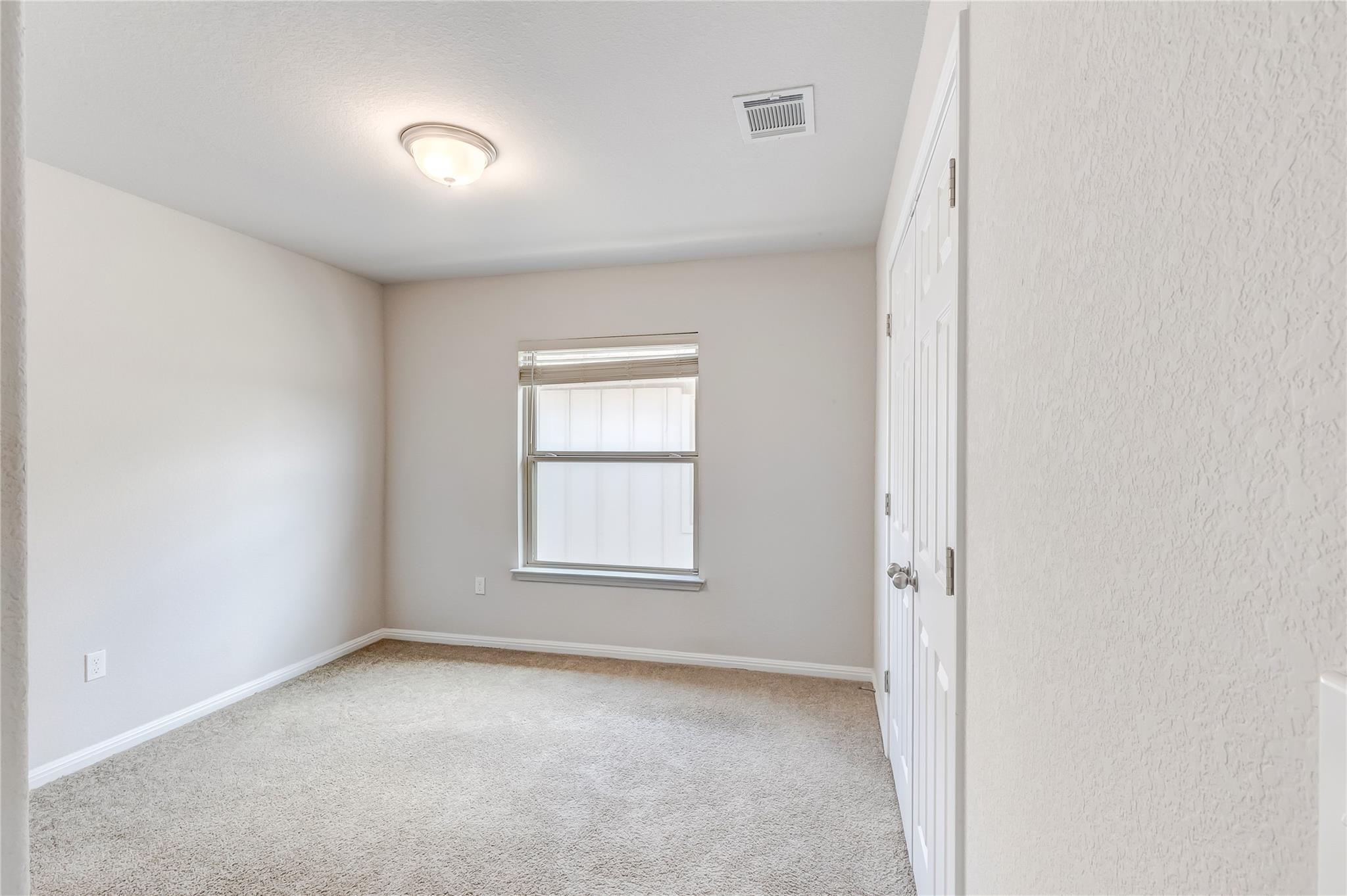 425 Arrowhead Vine St Property Photo 28