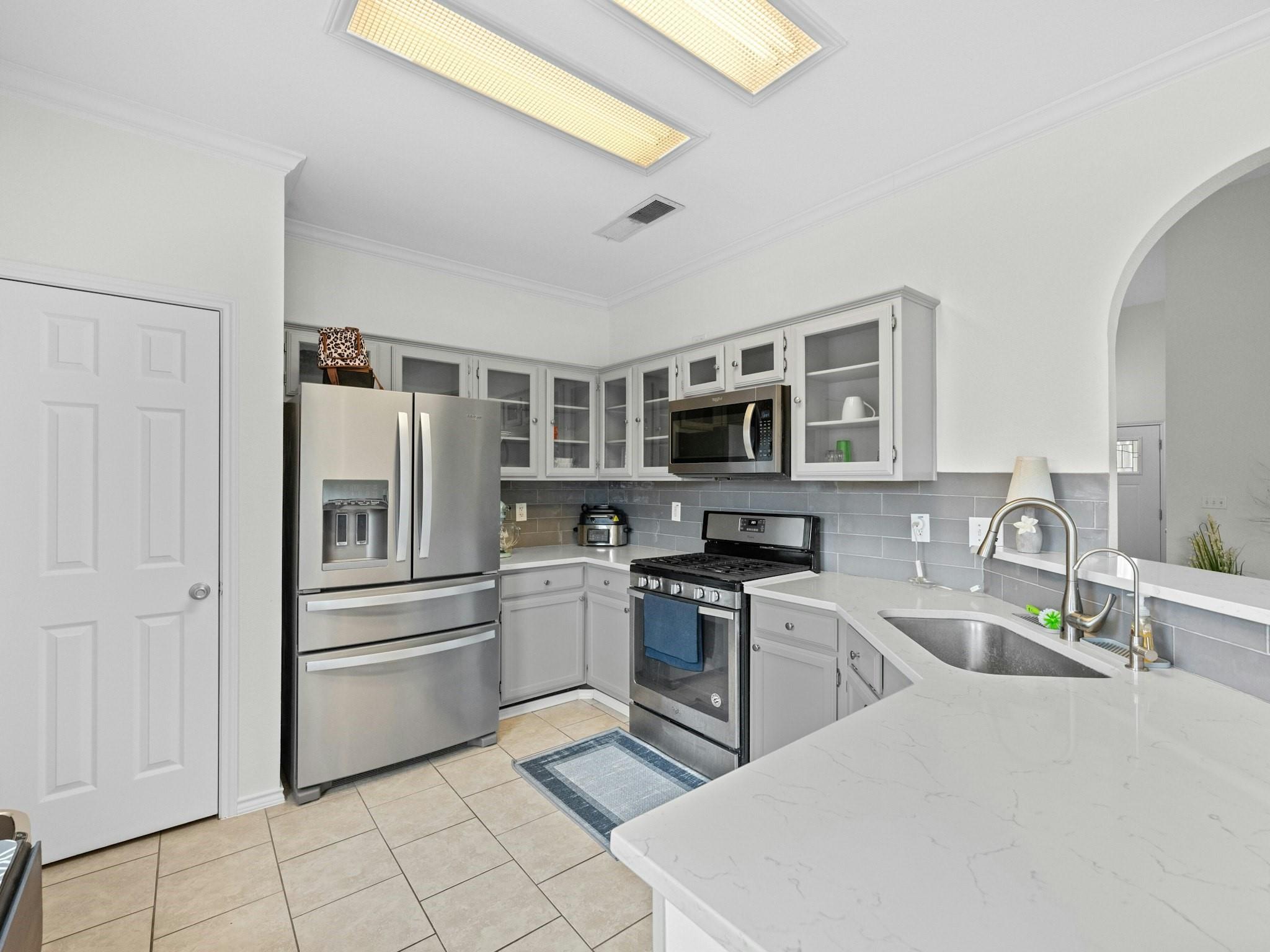 2313 Windrift Way Property Photo 9