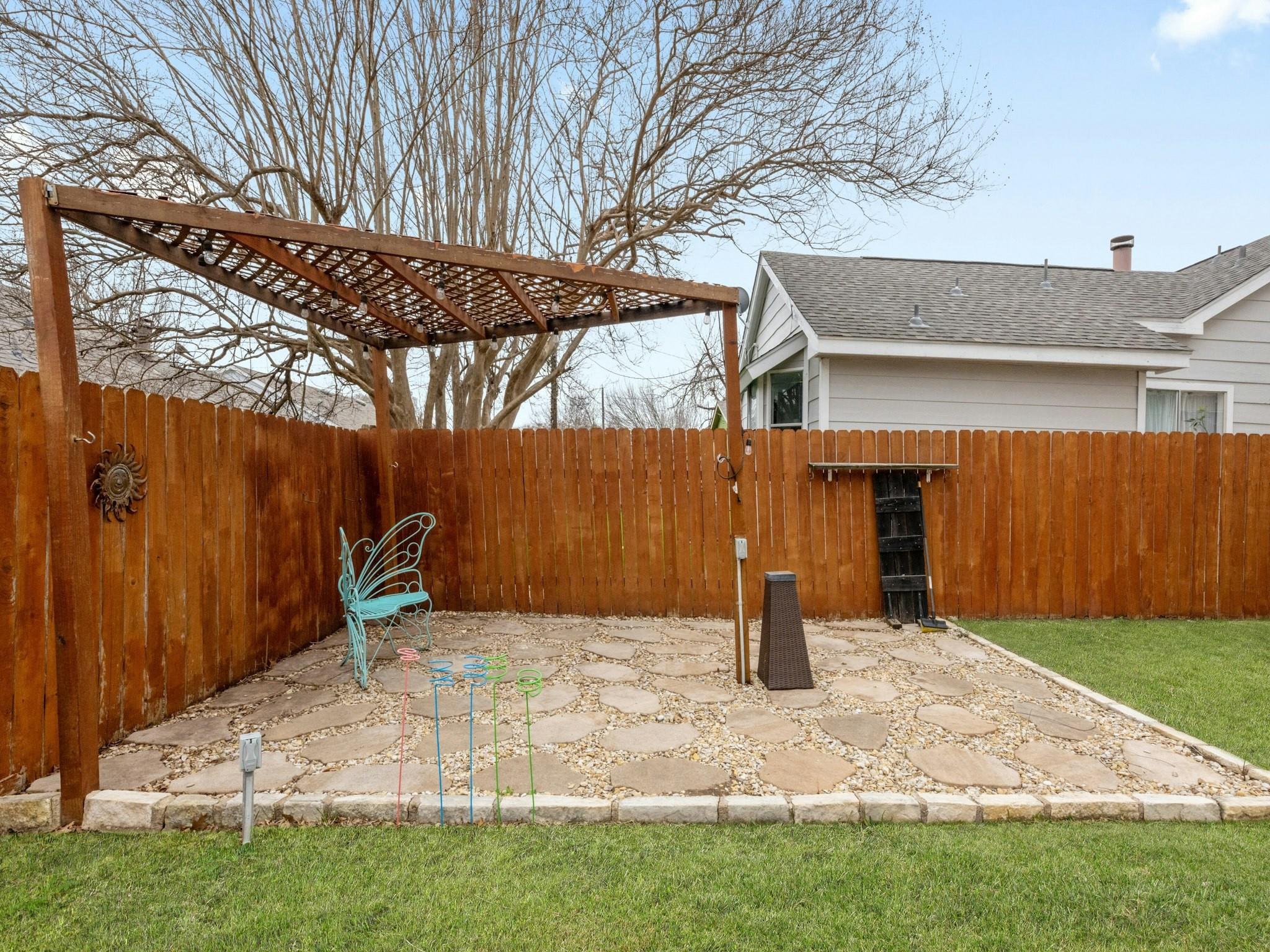 2313 Windrift Way Property Photo 27