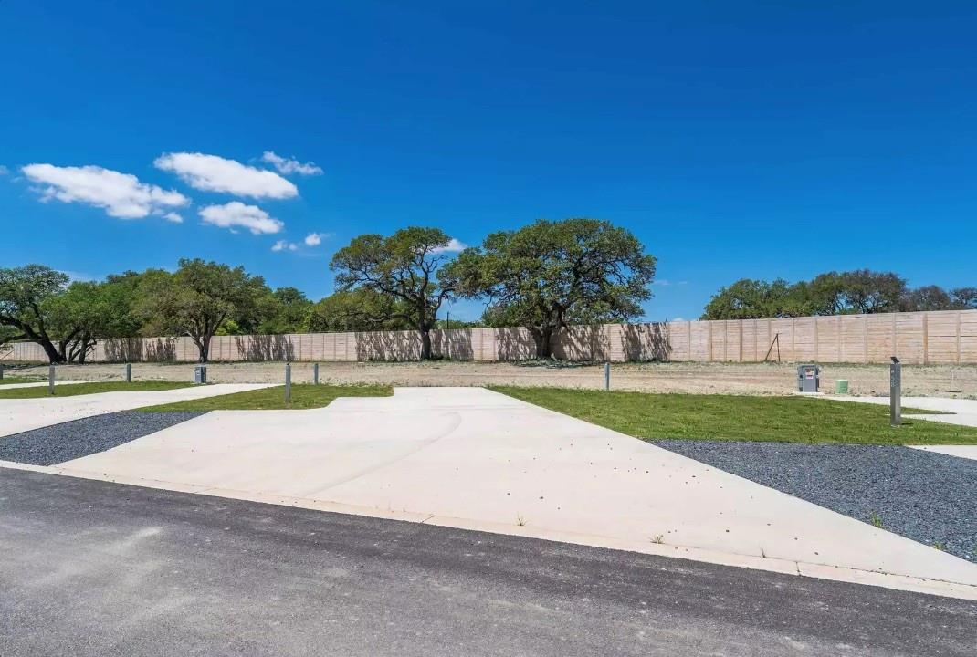 5386 Ranch Road 1376 Rd #59 Property Photo 4