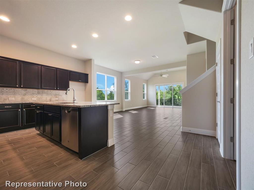 343 Raptor Beak Way Property Photo 11