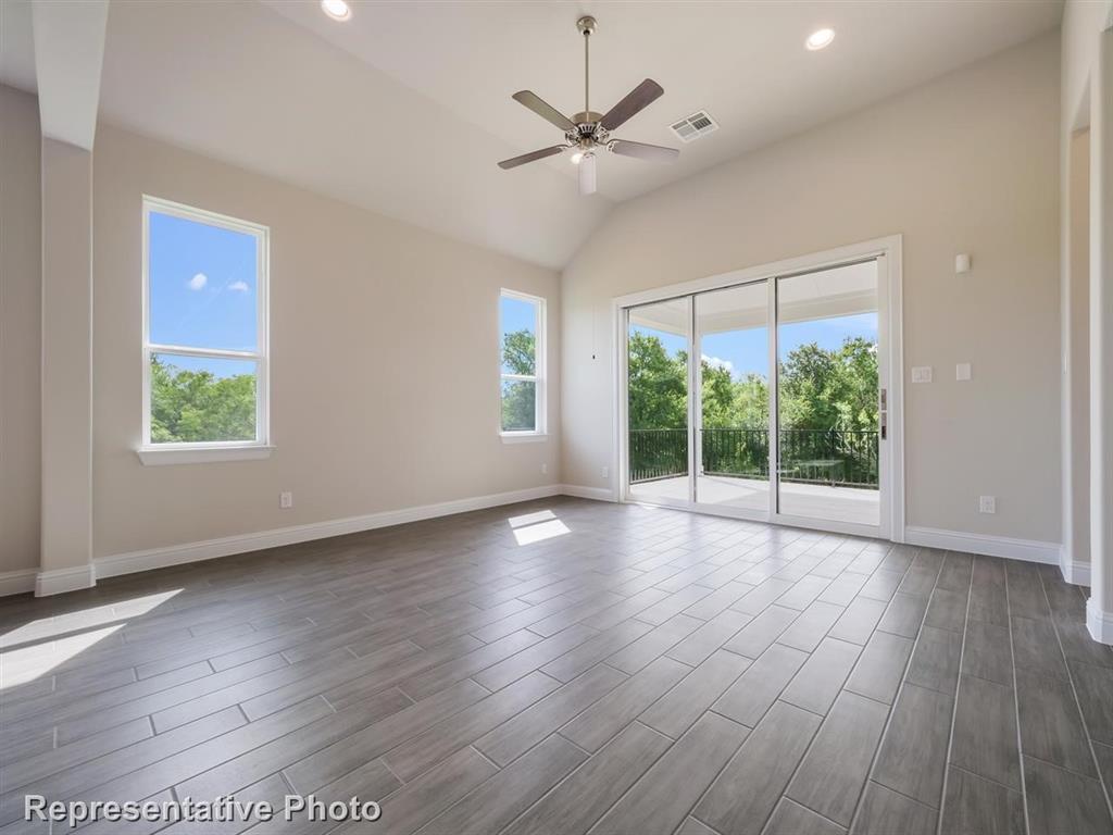 343 Raptor Beak Way Property Photo 16