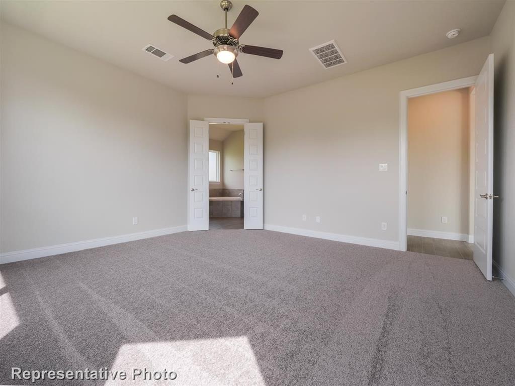 343 Raptor Beak Way Property Photo 17