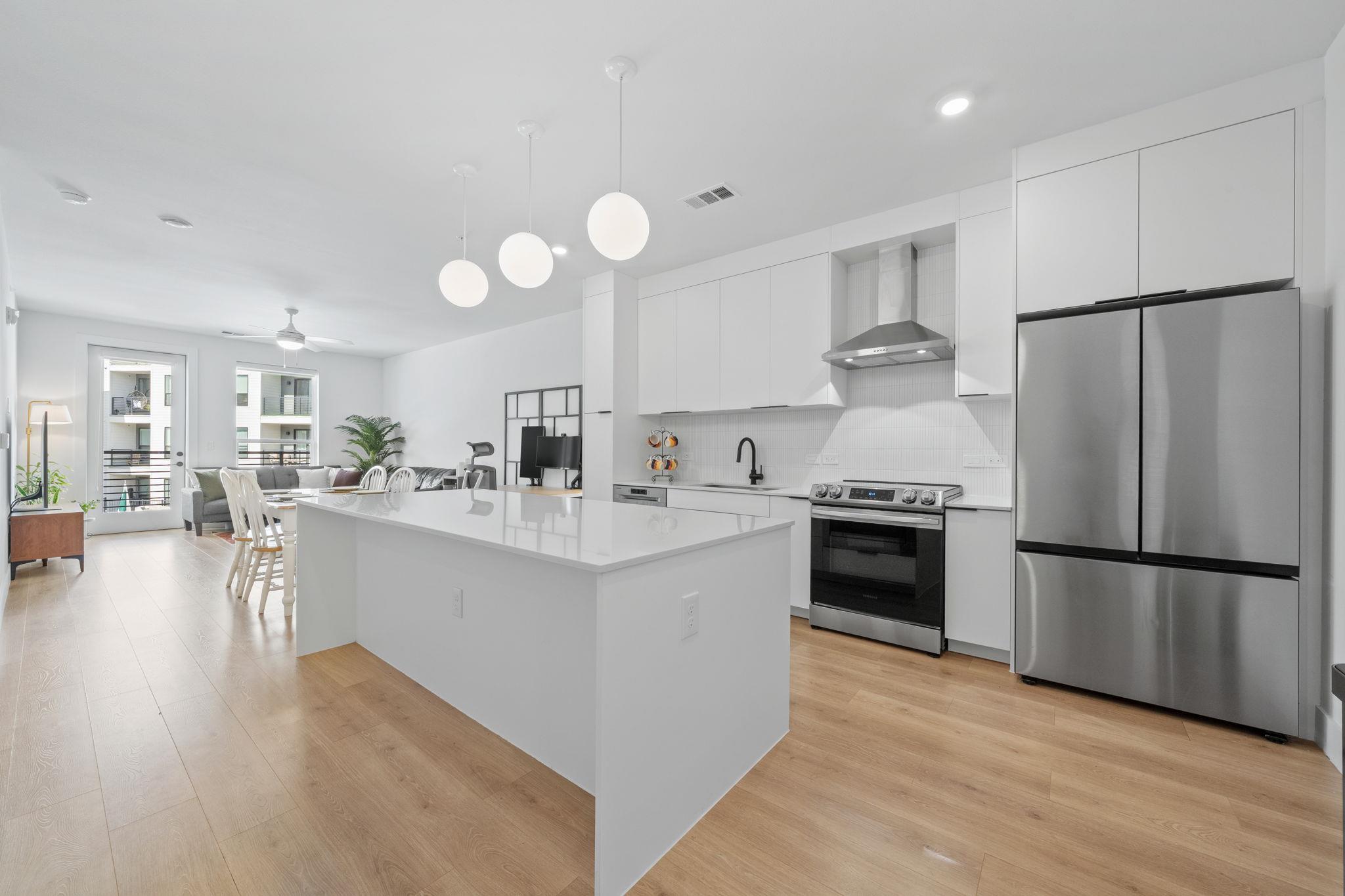 1701 Simond Ave #510 Property Photo 1