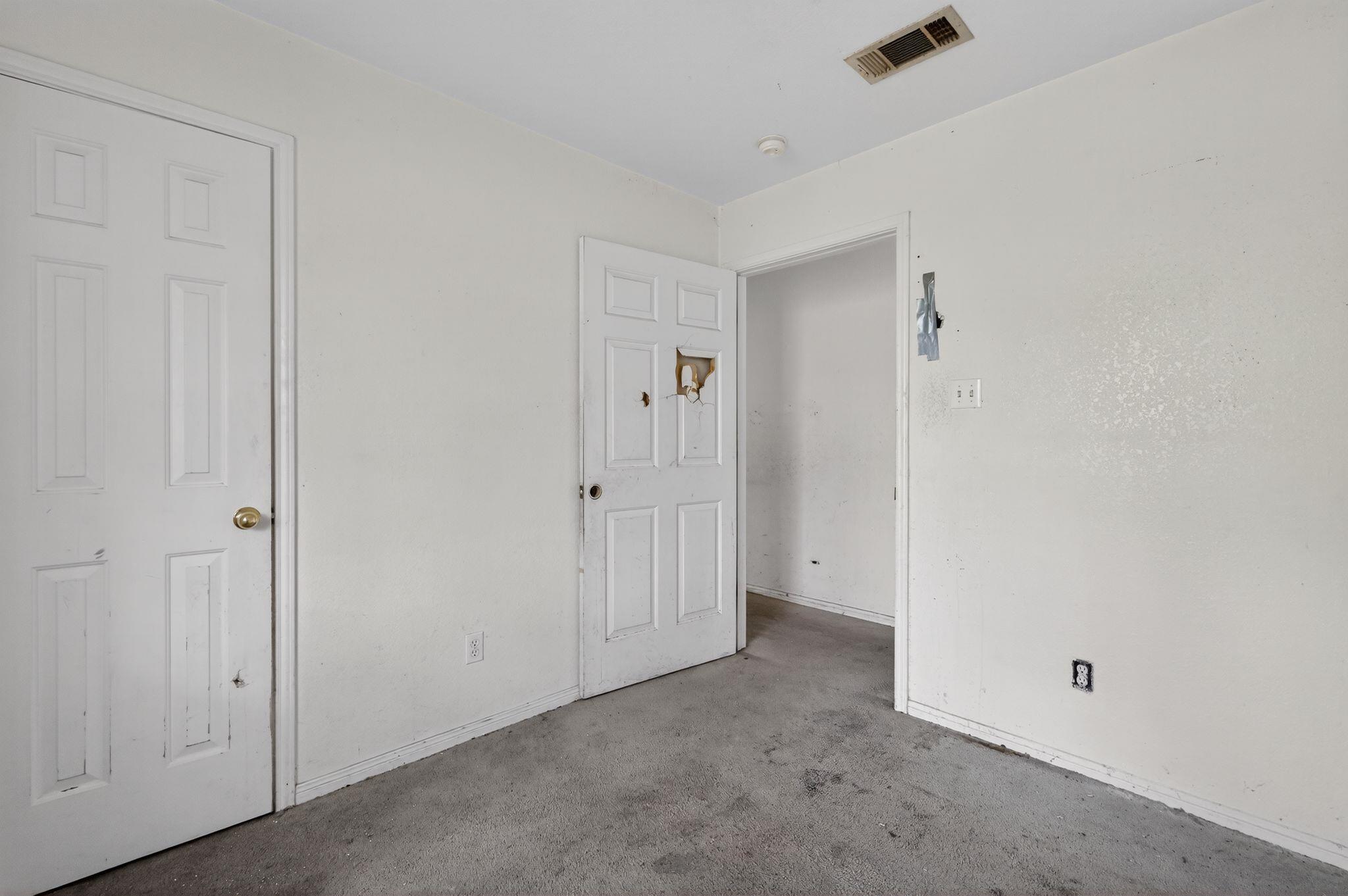 1003 S 4th St Property Photo 18