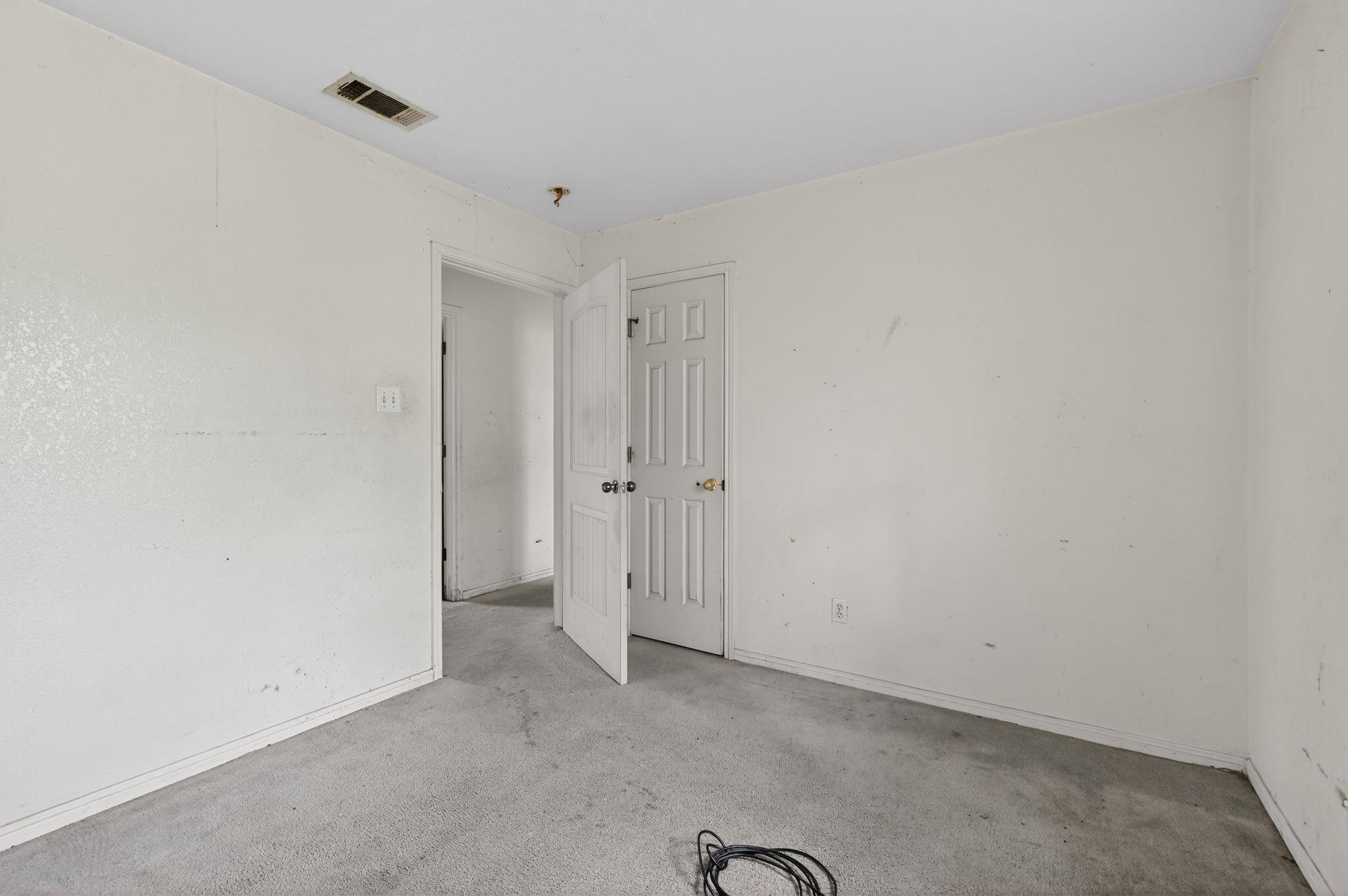1003 S 4th St Property Photo 21
