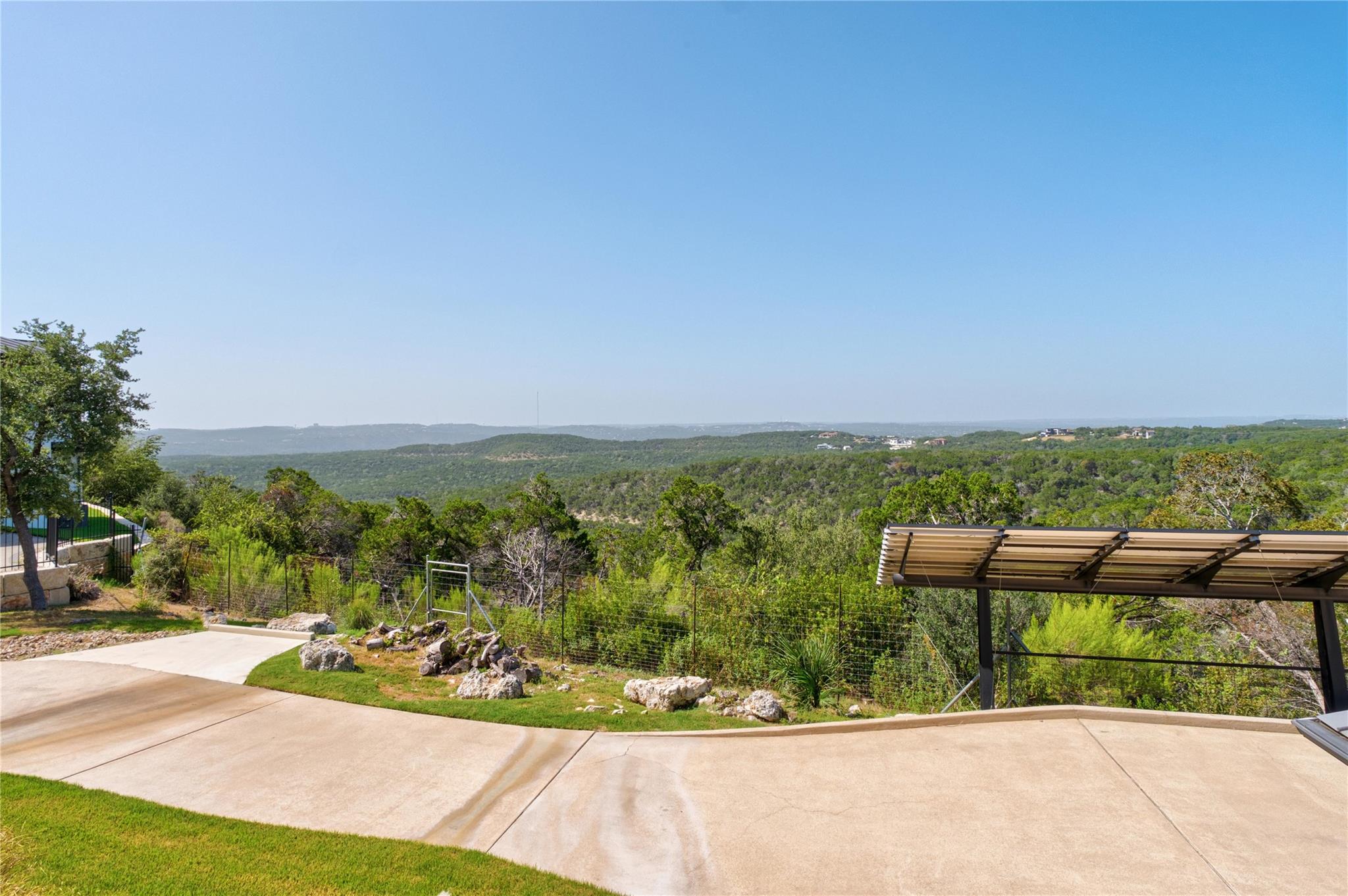8209 Two Coves Dr Property Photo 35