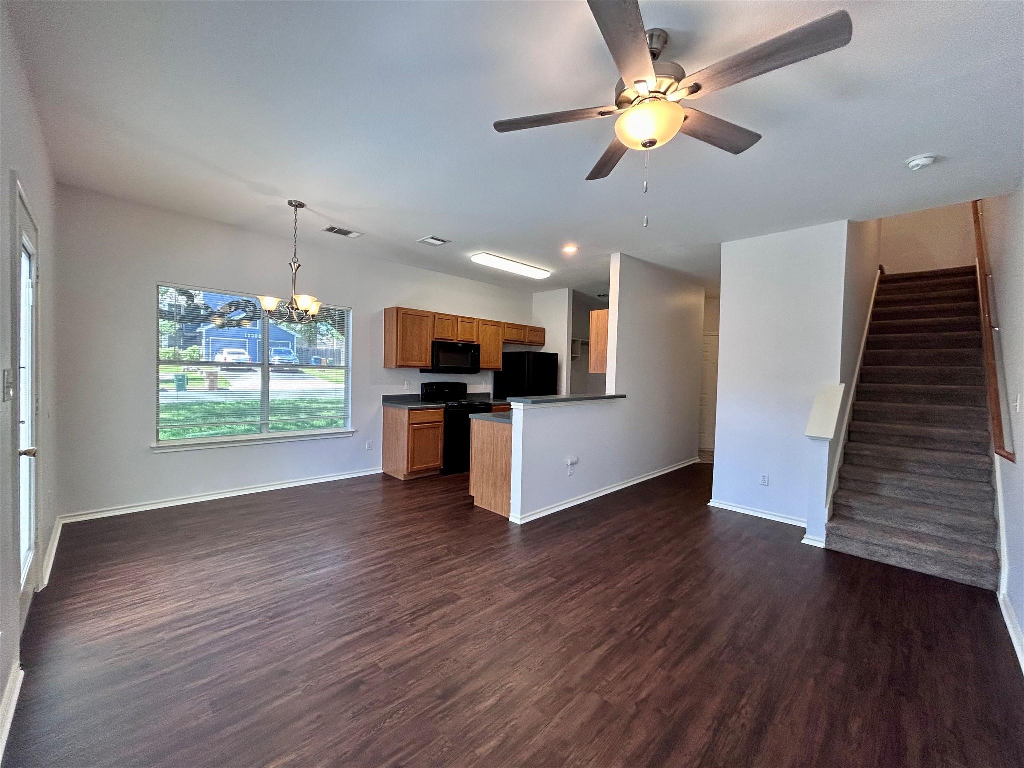 12307 Abney Dr Property Photo 2