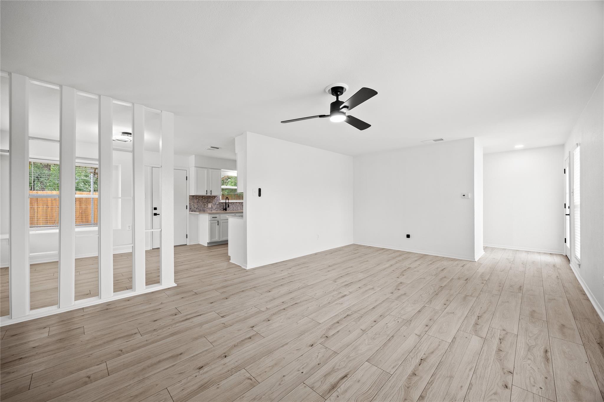 2110 Elysian Flds Property Photo 8