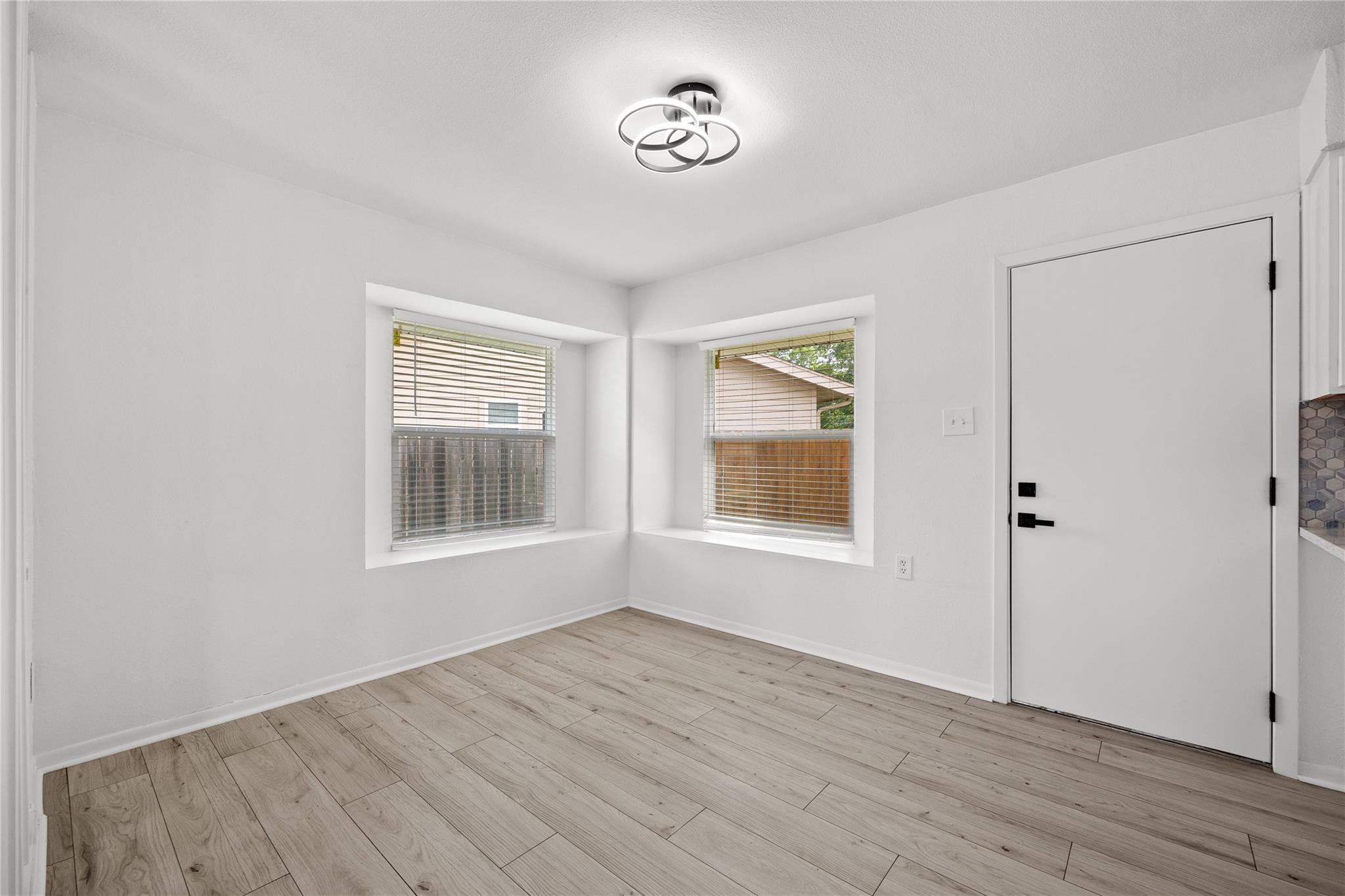 2110 Elysian Flds Property Photo 13